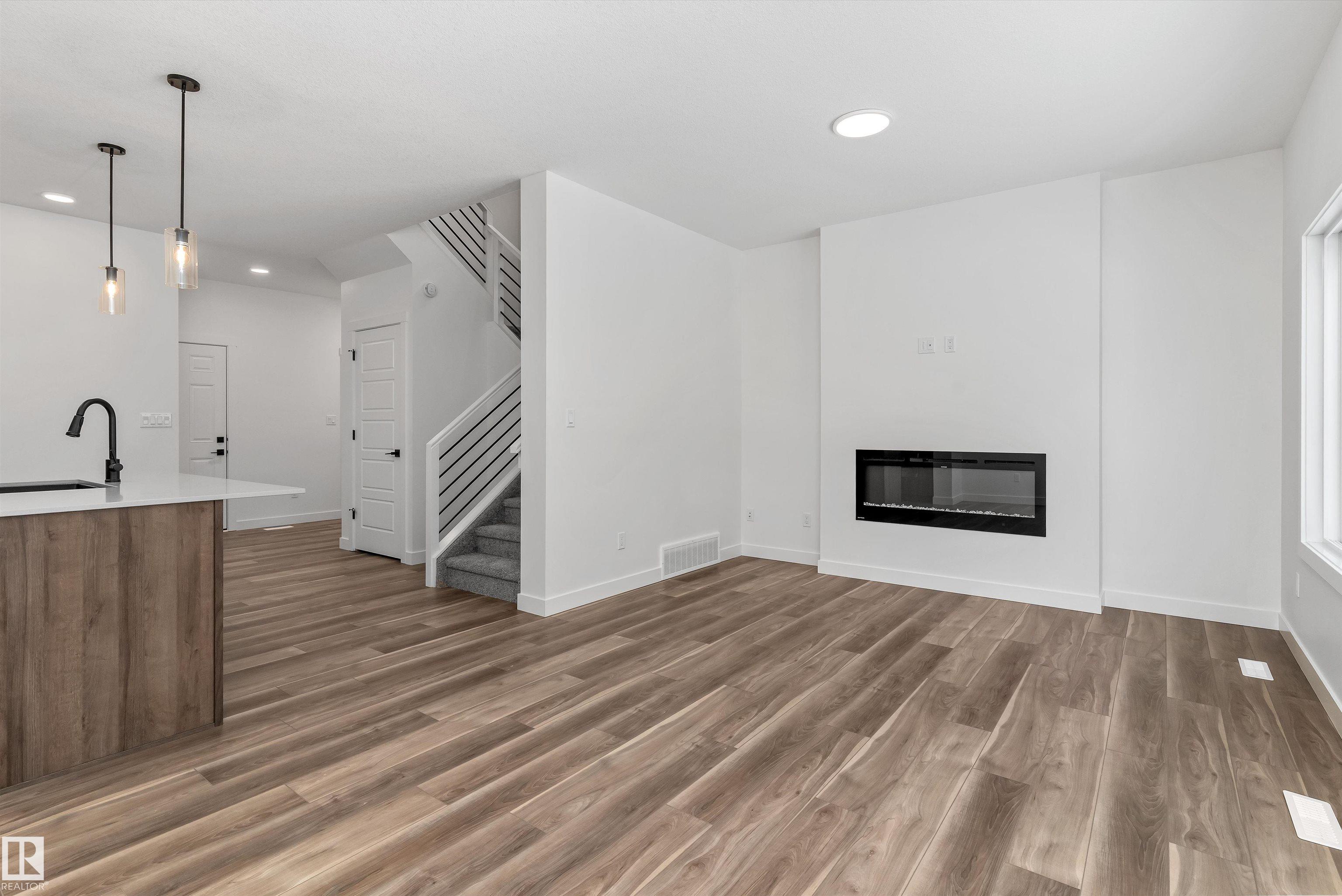 Photo 14 at 4236 208 Street NW, Edgemont, Edmonton