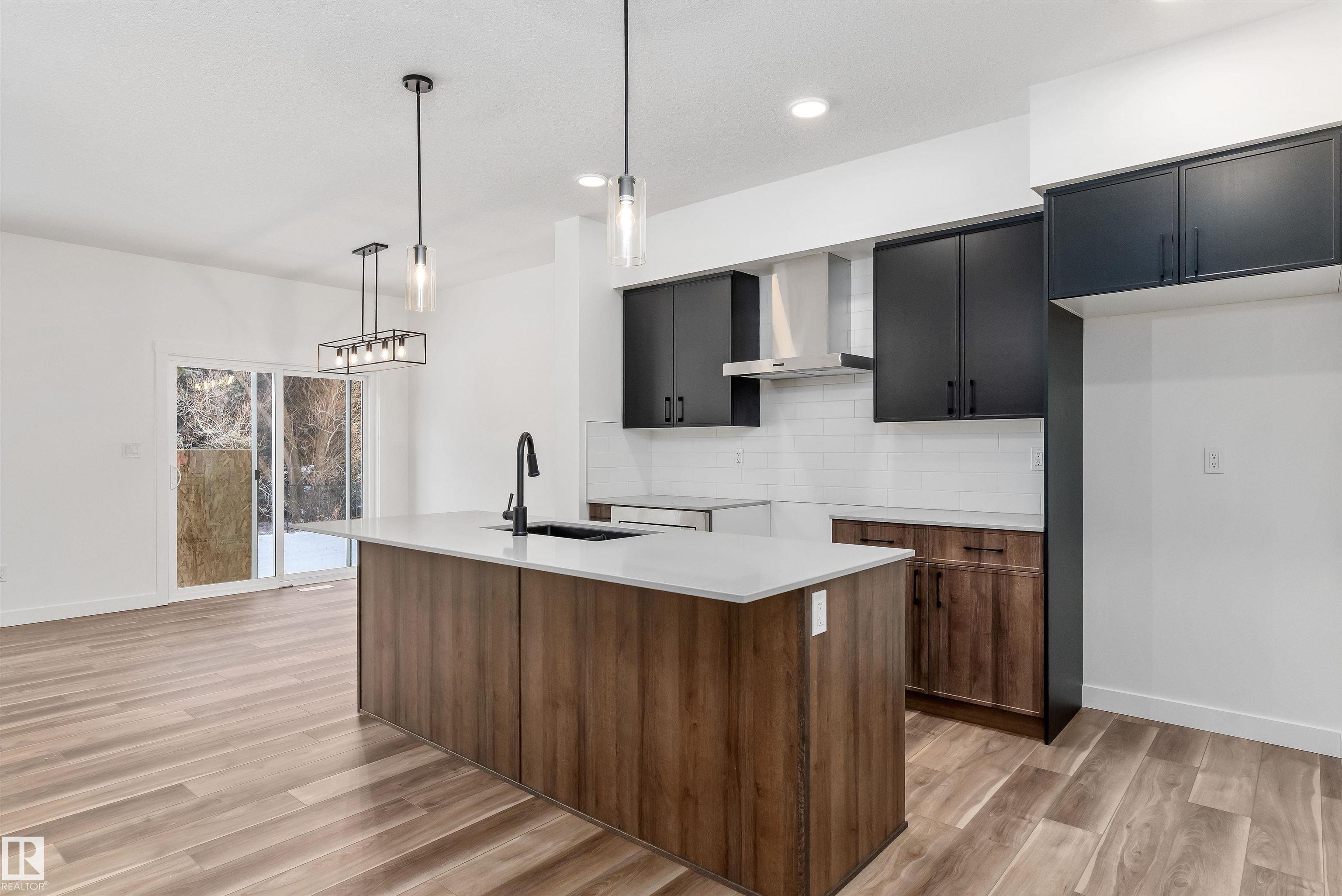 4236 208 Street NW, Edgemont, Edmonton