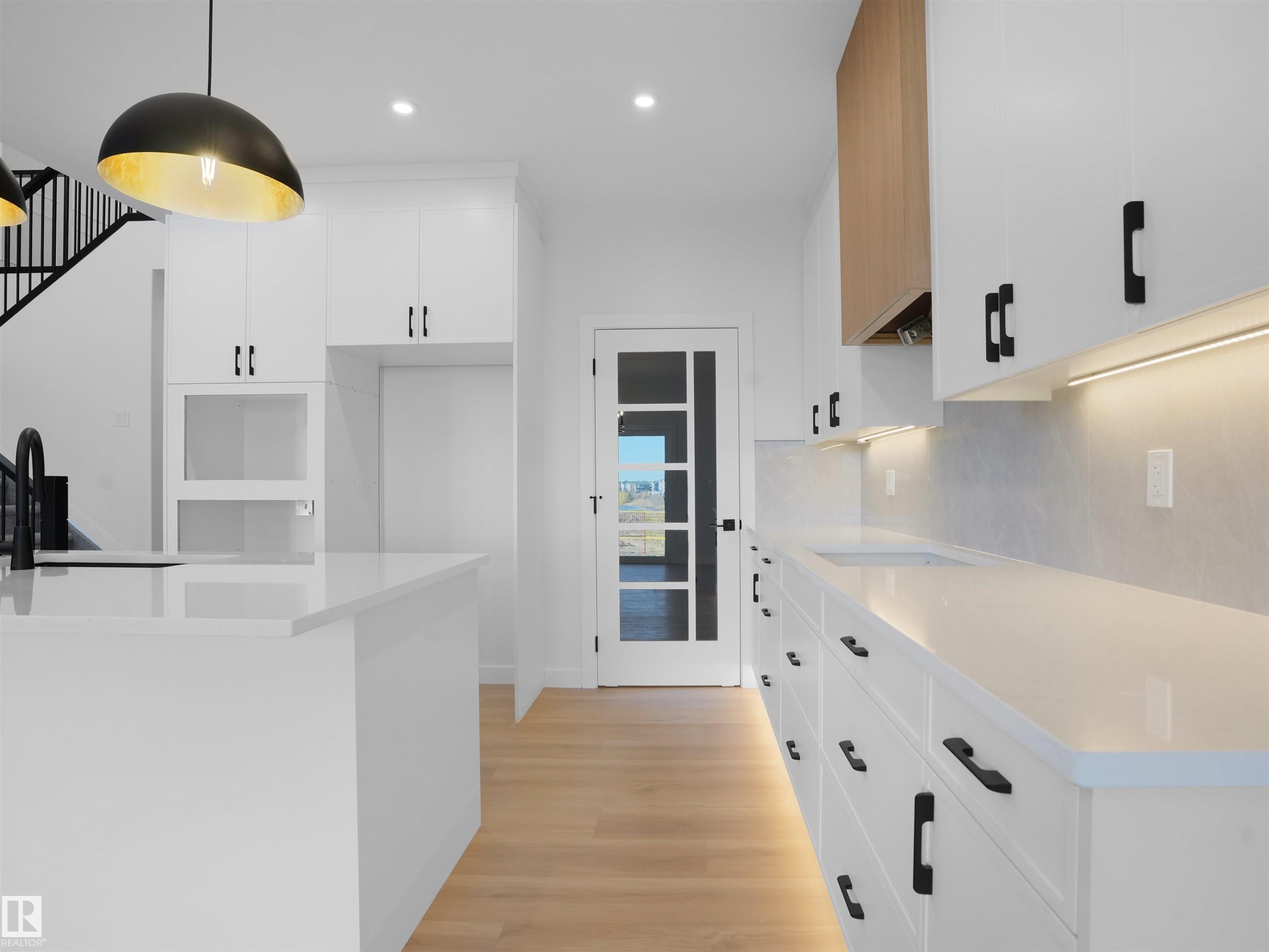 Photo 22 at 1441 Osprey crest NW, Hawks Ridge, Edmonton