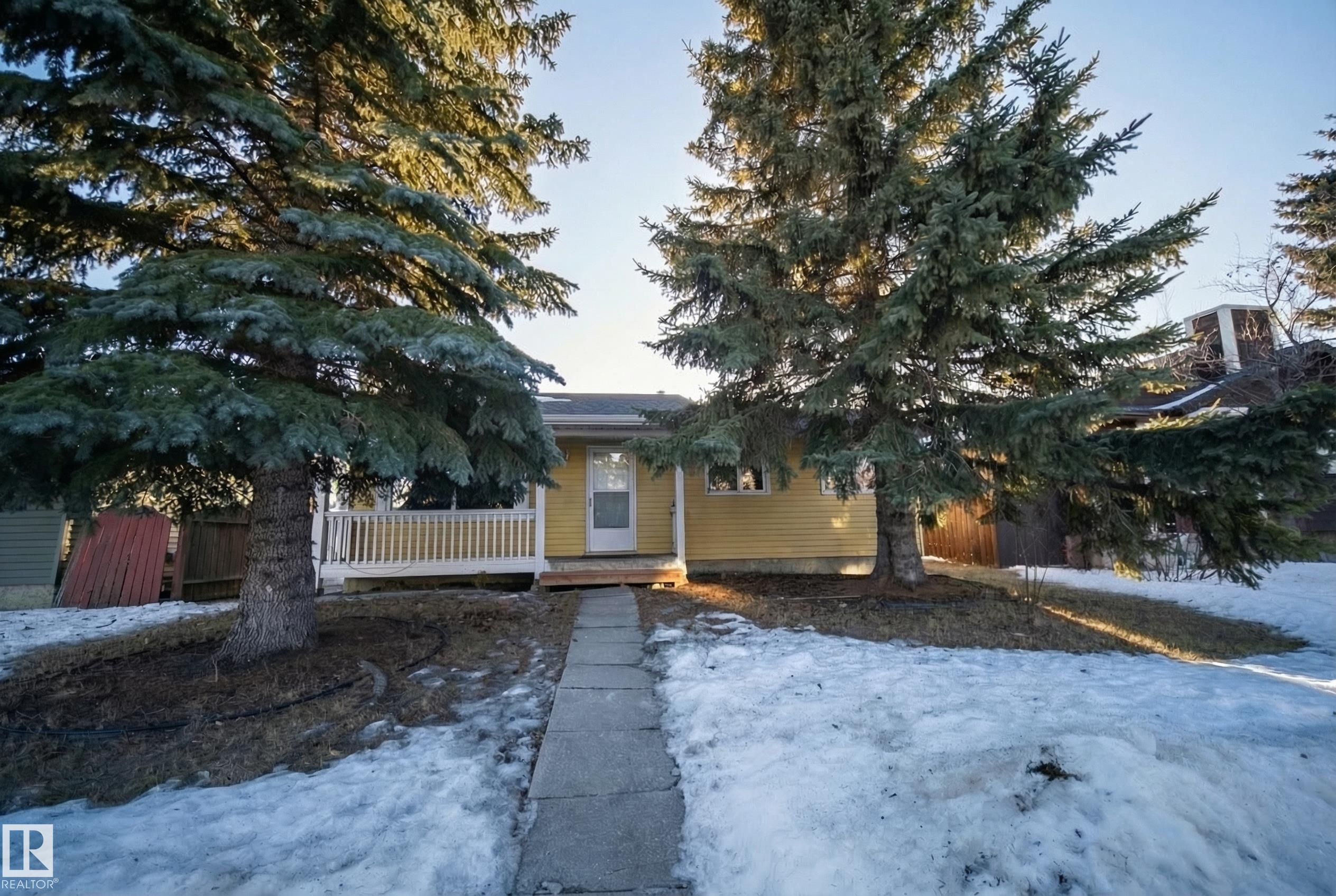2311 146 Avenue NW, Fraser, Edmonton photo number 2