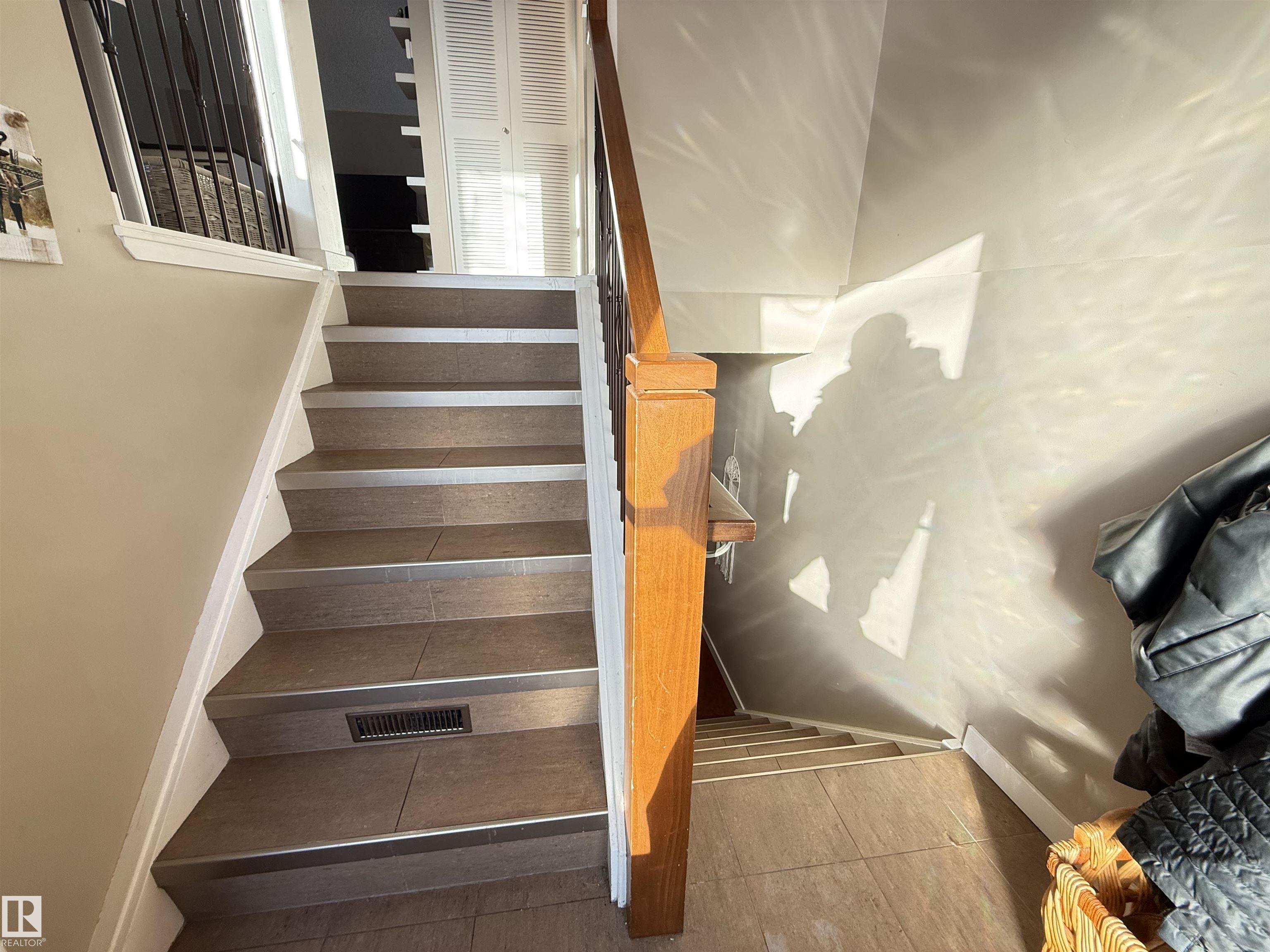 Photo 11 at 7810 91 Street NW, King Edward Park, Edmonton