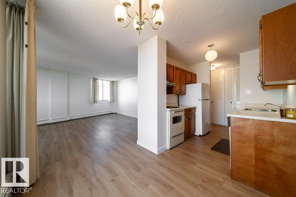 Photo 14 at 1101 - 12141 Jasper Avenue NW, Wîhkwêntôwin, Edmonton