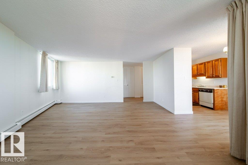 Photo 22 at 1101 - 12141 Jasper Avenue NW, Wîhkwêntôwin, Edmonton