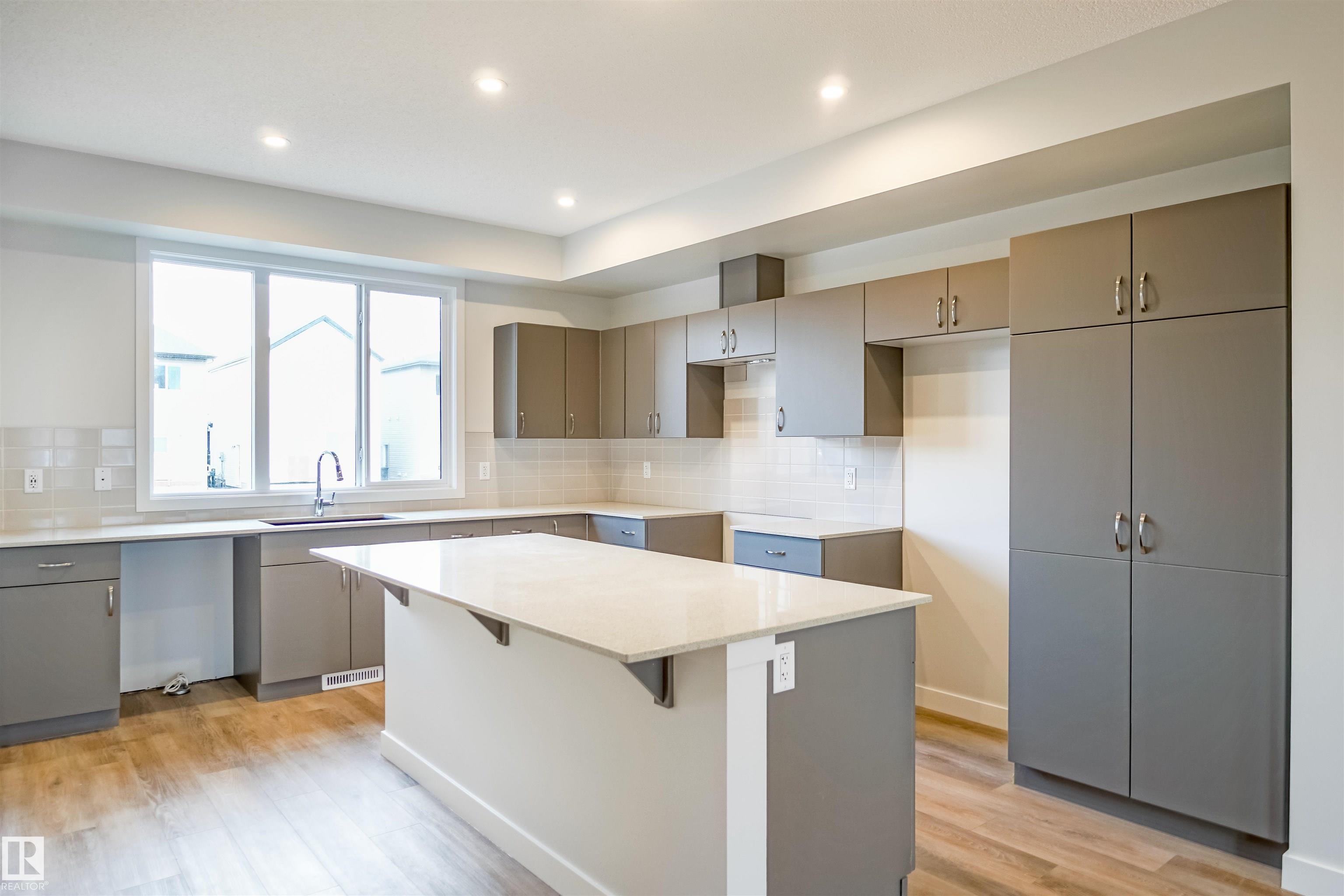 Photo 9 at 18153 73a Street NW, Crystallina Nera East, Edmonton