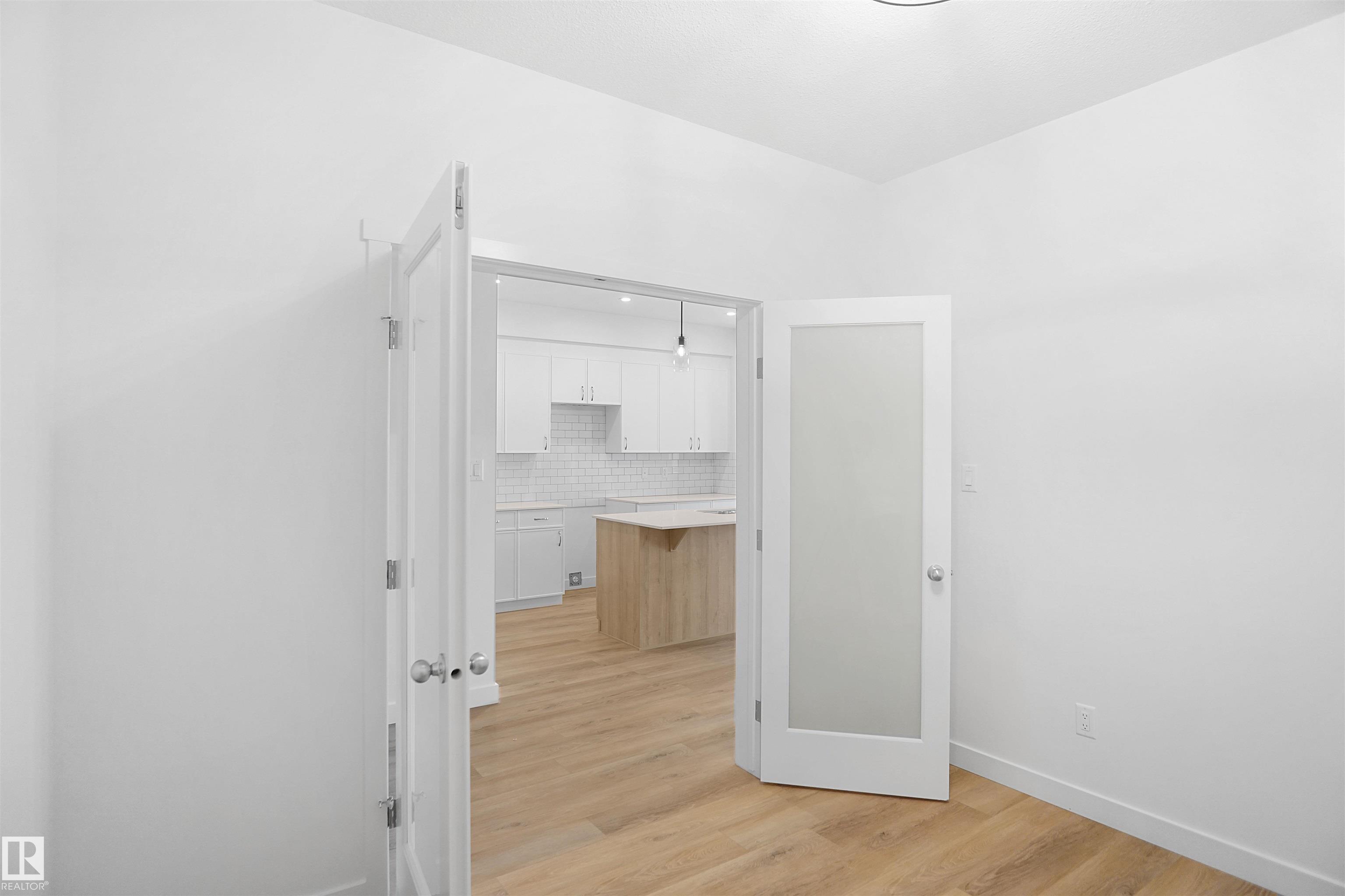 Photo 13 at 1031 14 Avenue NW, Aster, Edmonton