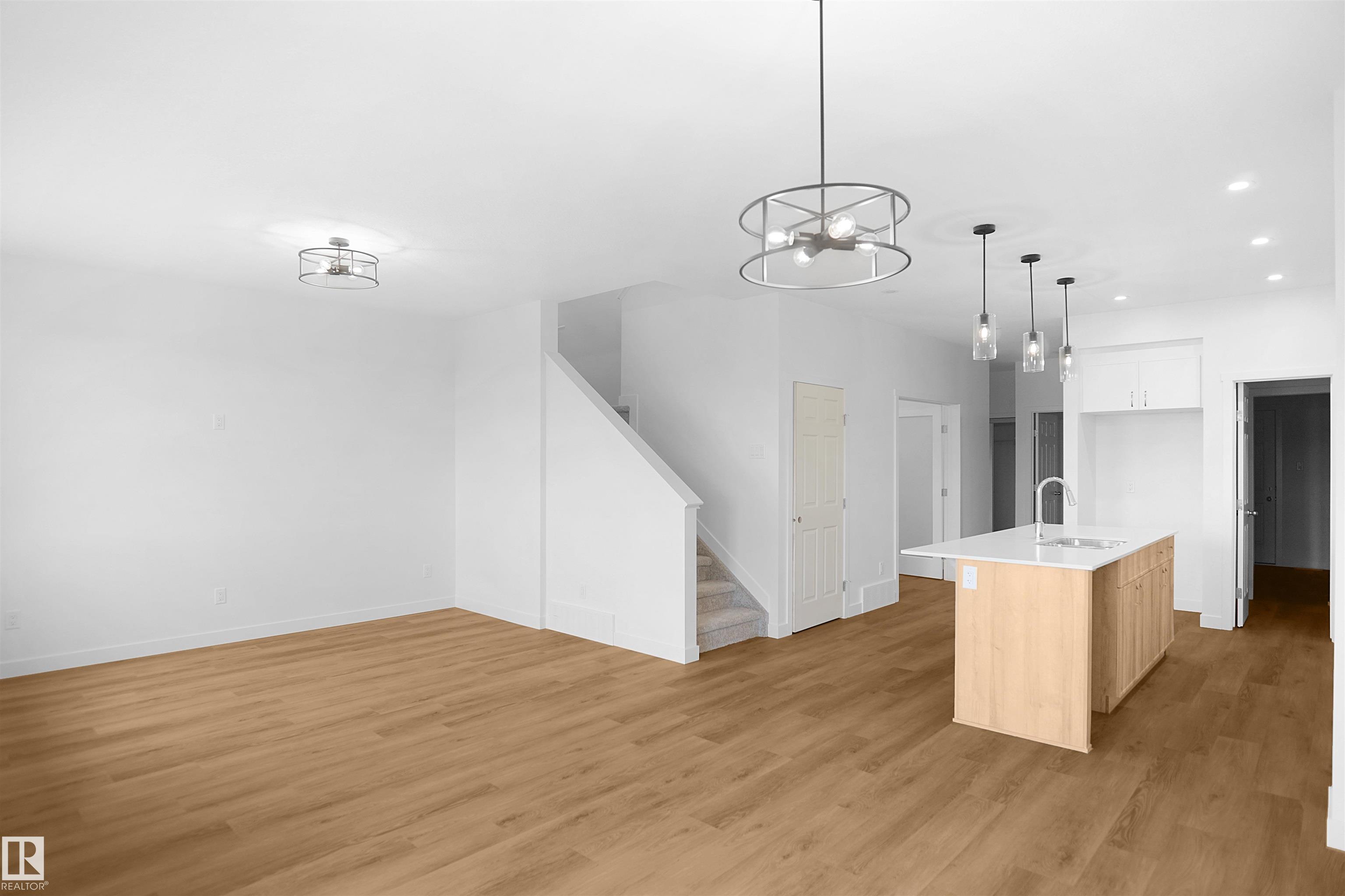 Photo 4 at 1031 14 Avenue NW, Aster, Edmonton