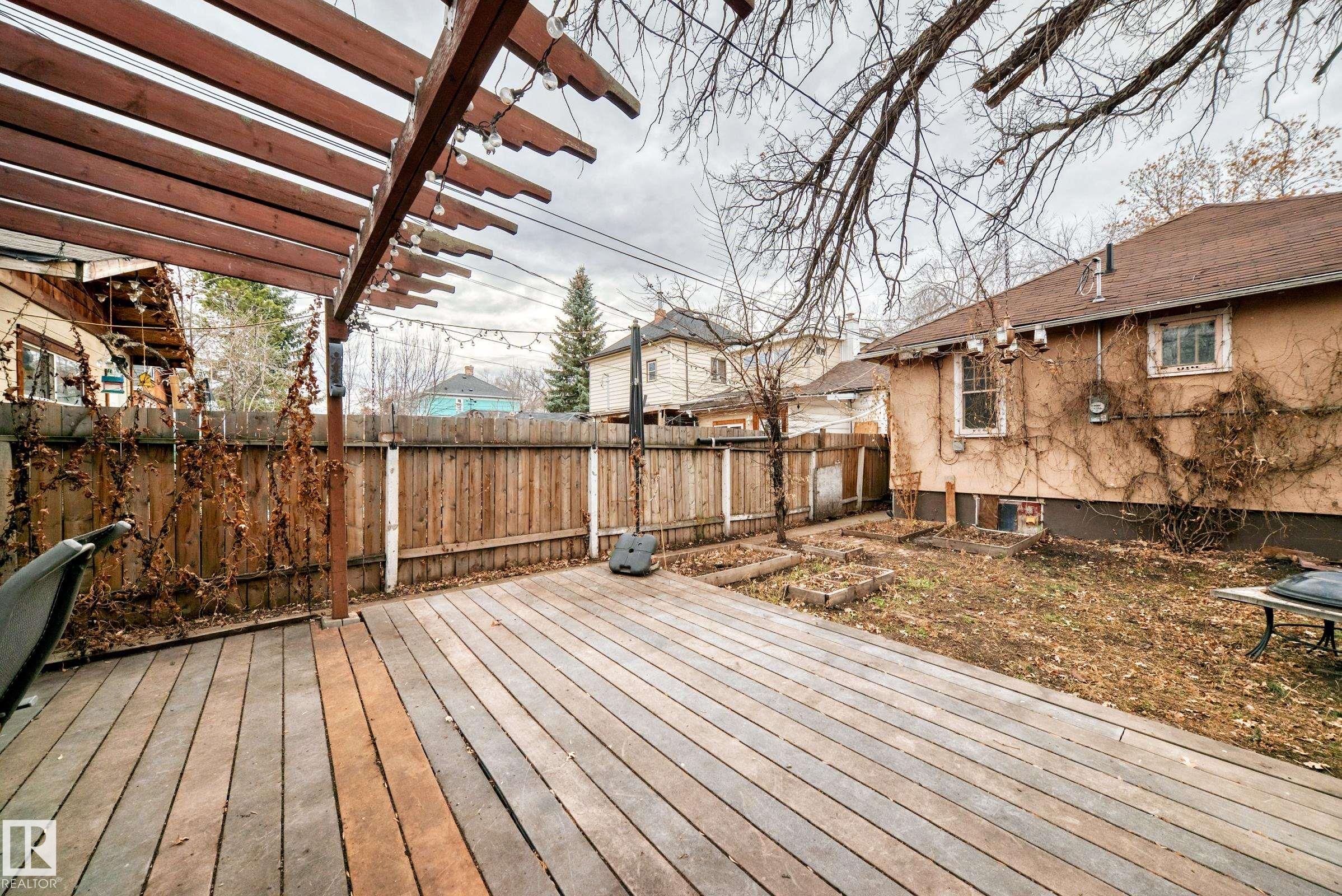 Photo 36 at 11619 96 Street NW, Alberta Avenue, Edmonton