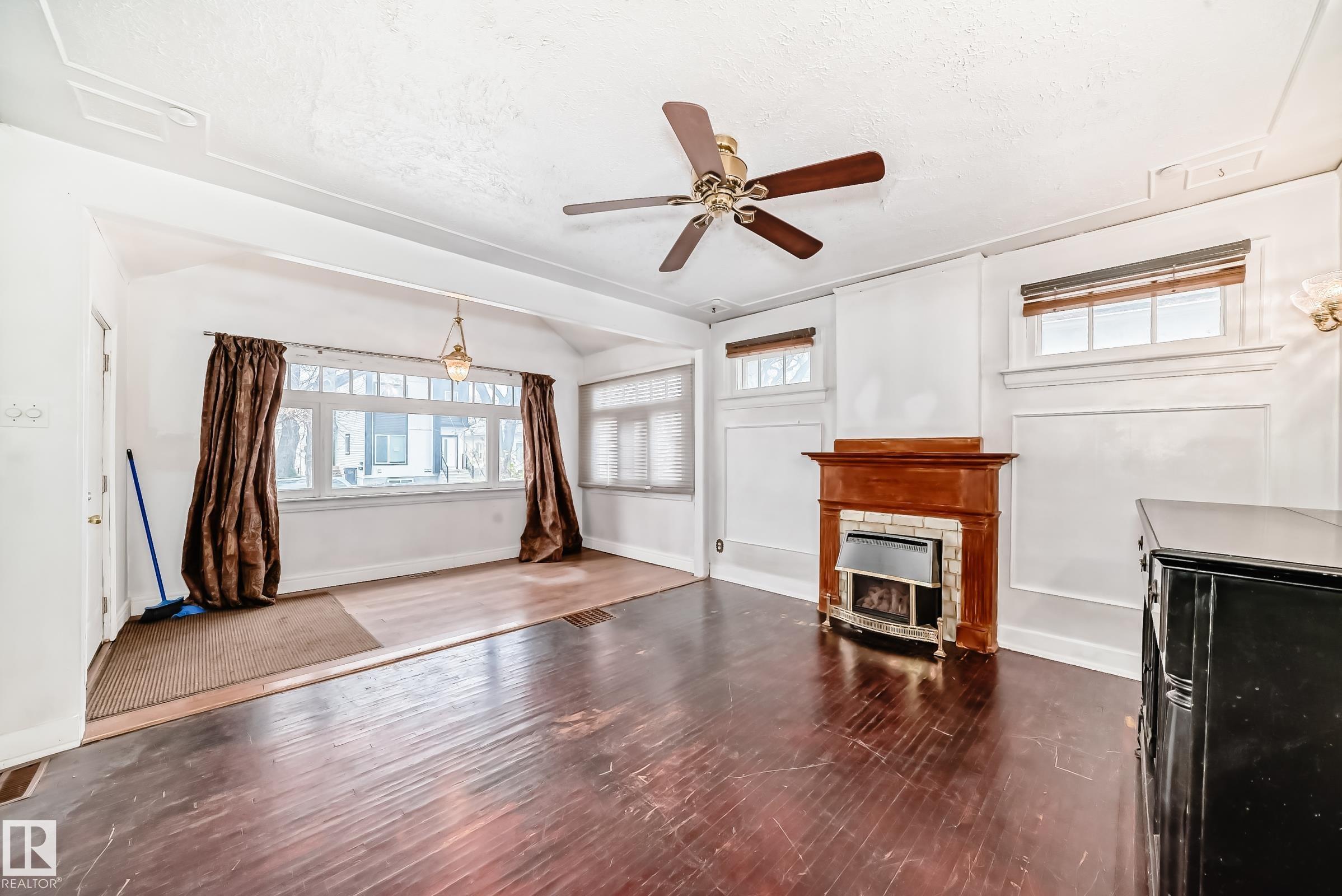 Photo 7 at 11619 96 Street NW, Alberta Avenue, Edmonton