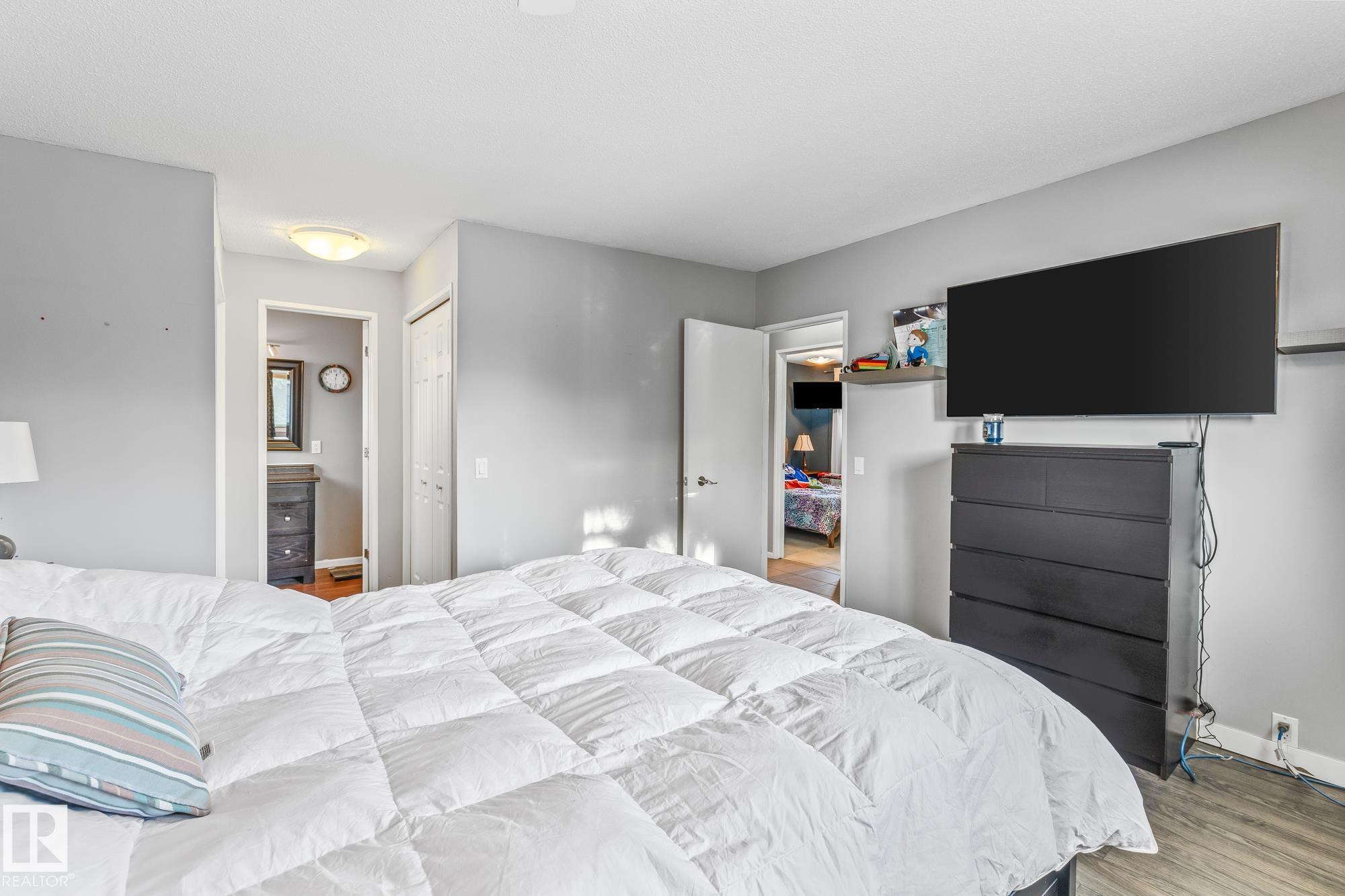 Photo 18 at 4 Gravenhurst Crescent, Glen Allan, Sherwood Park