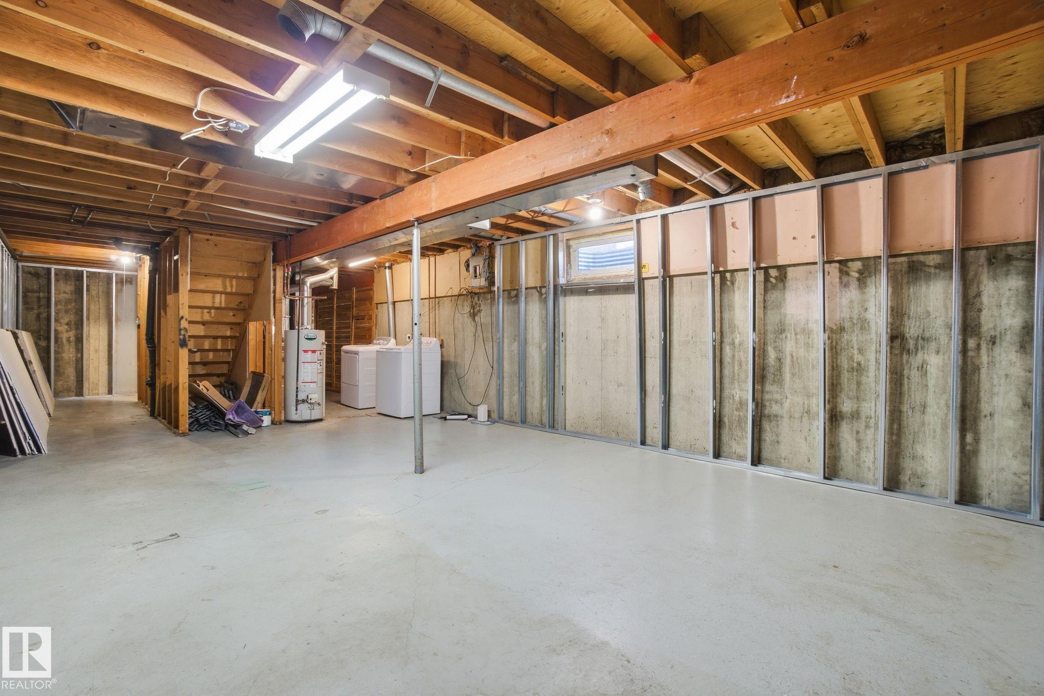 Photo 19 at 1130 Knottwood Road E NW, Ekota, Edmonton