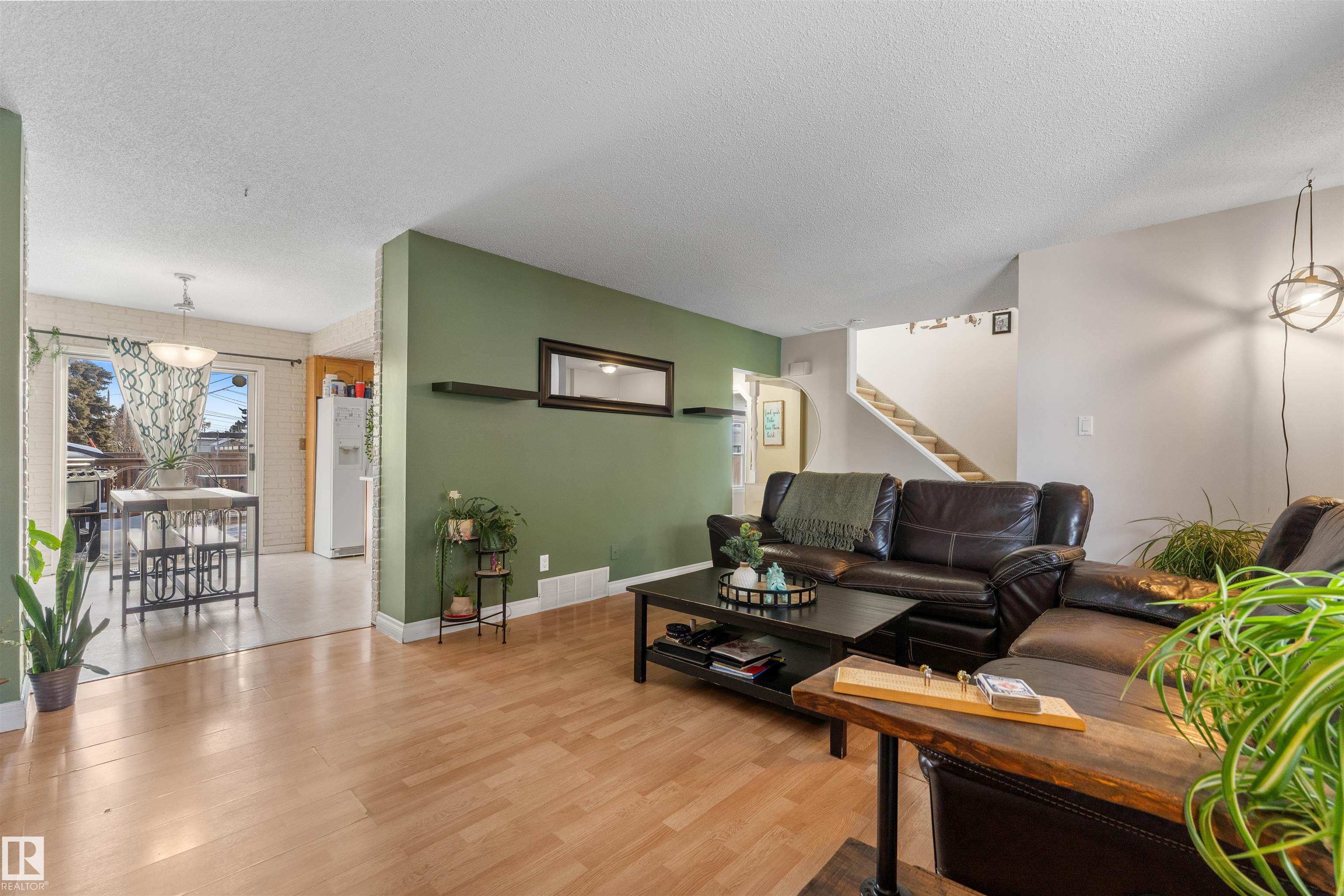 Photo 7 at 35 Linthorpe Road, Broxton Park, Spruce Grove