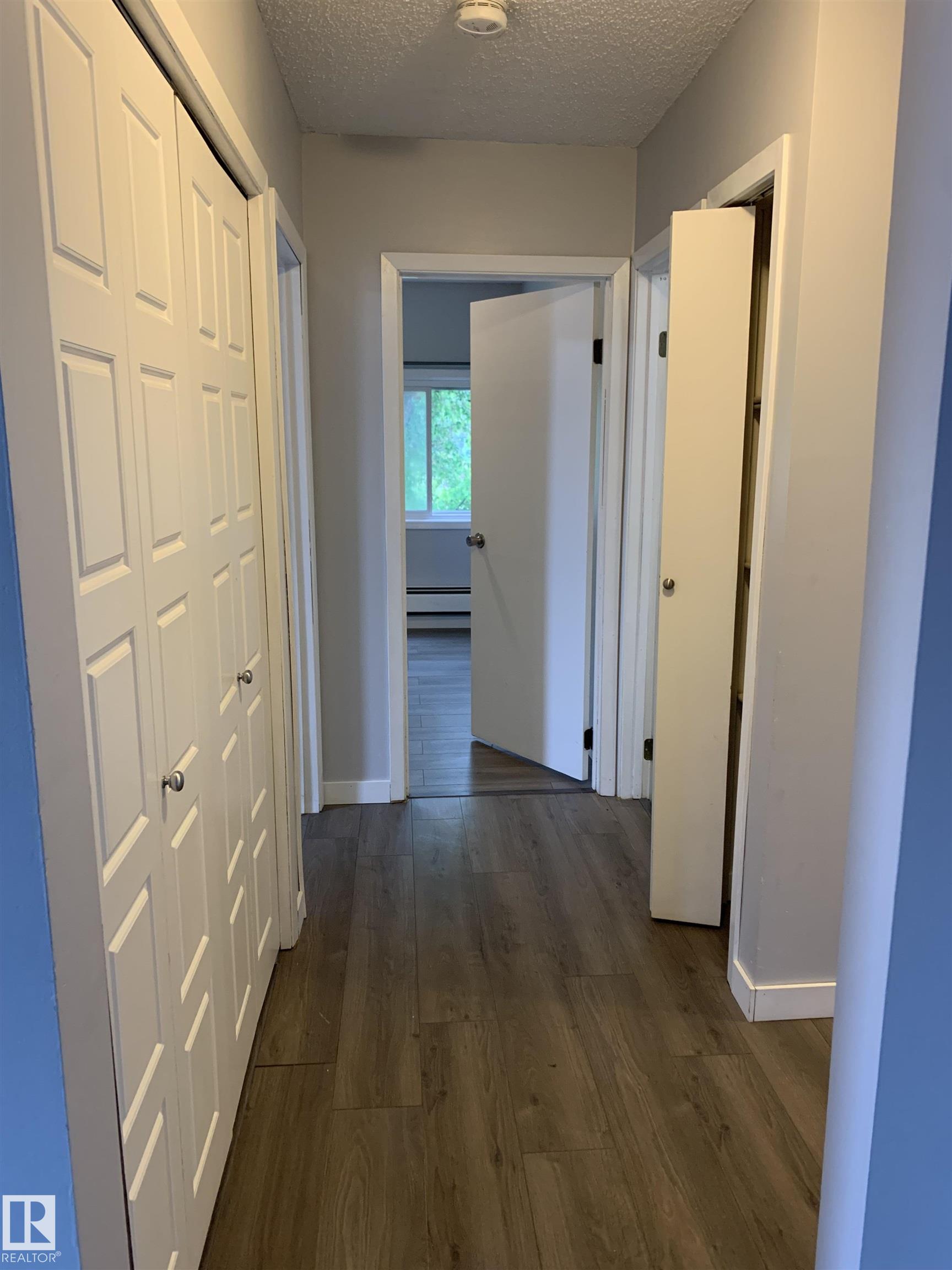 Photo 4 at 10831 80 Avenue NW, Queen Alexandra, Edmonton