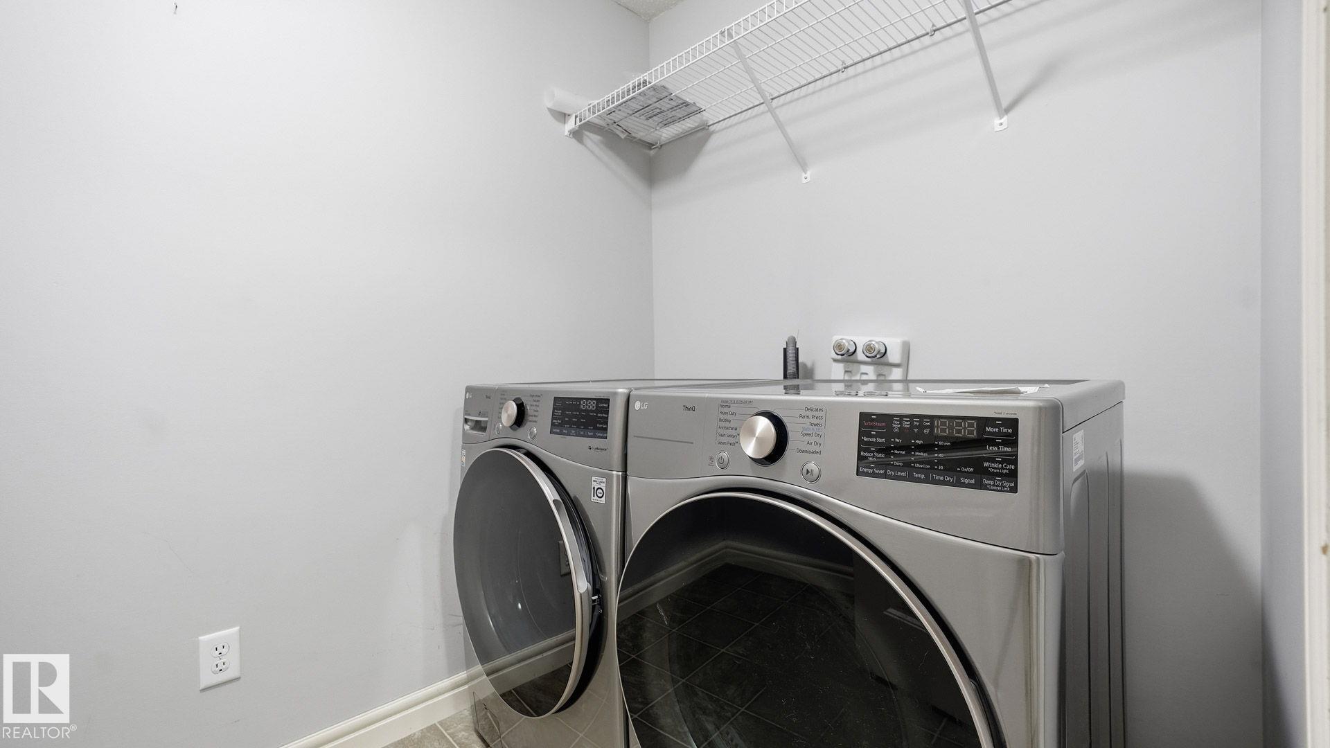 Photo 13 at 9 Hickory Trail, Heatherglen, Spruce Grove