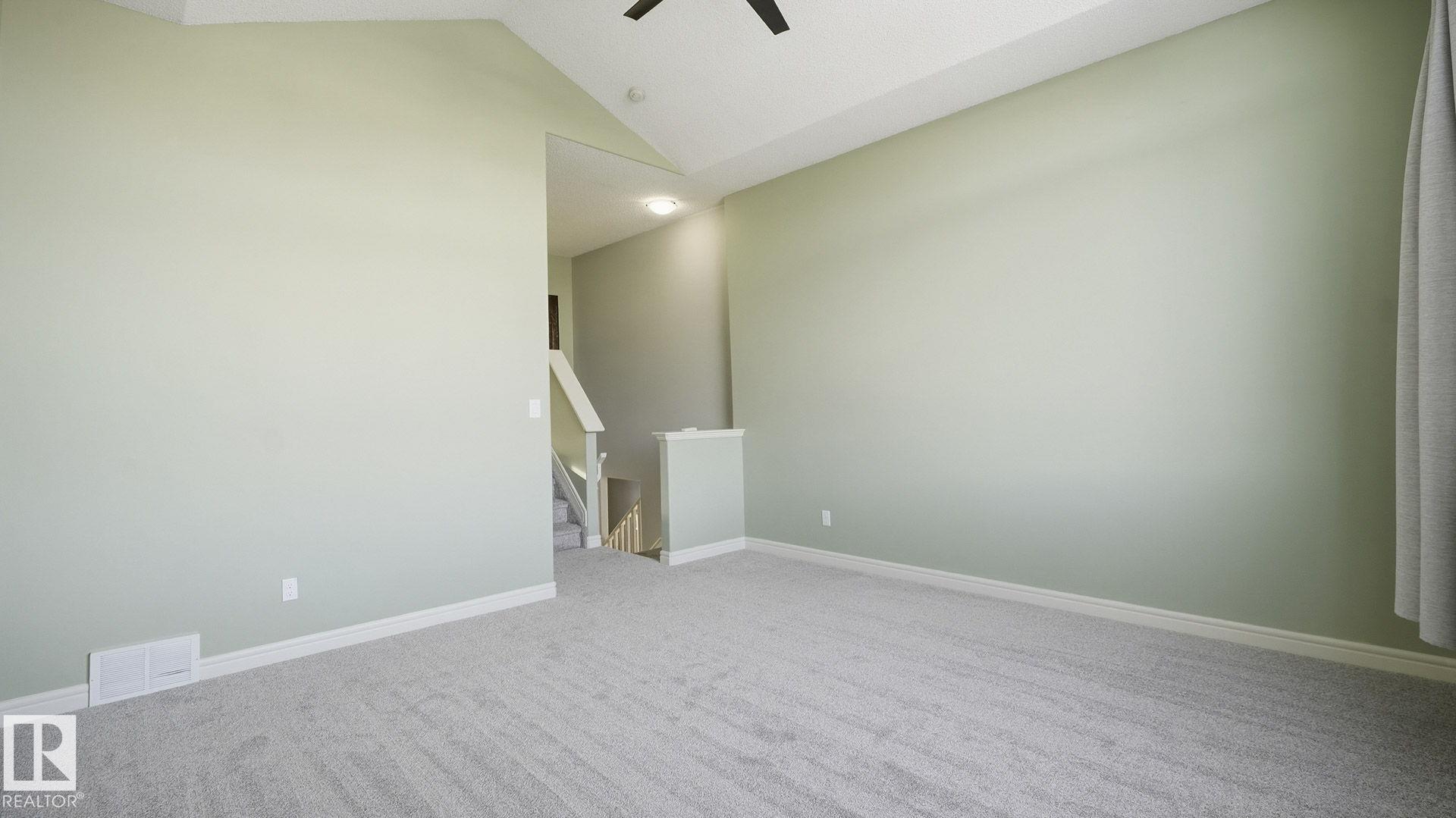 Photo 15 at 9 Hickory Trail, Heatherglen, Spruce Grove