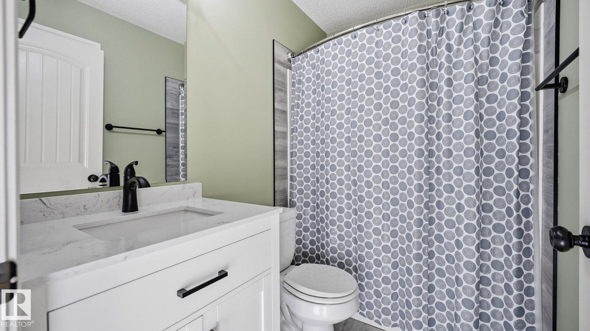 Photo 21 at 9 Hickory Trail, Heatherglen, Spruce Grove