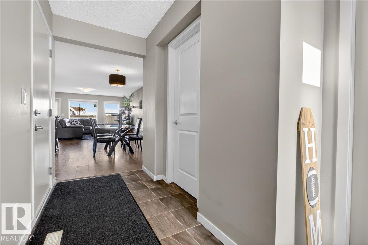 Photo 5 at 5220 20 Avenue SW, Walker, Edmonton