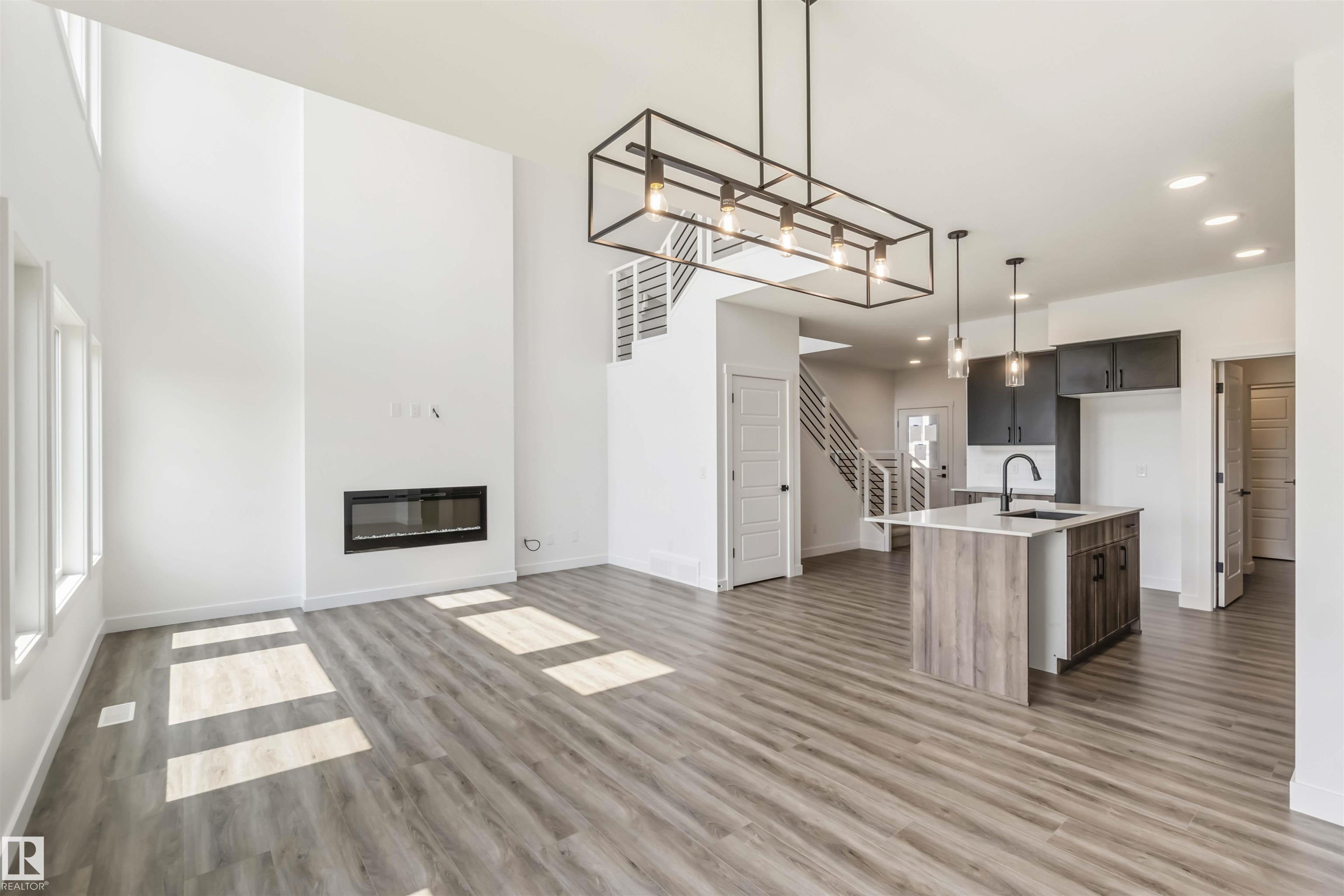 Photo 10 at 19 Springbrook Wynd, Spruce Ridge, Spruce Grove