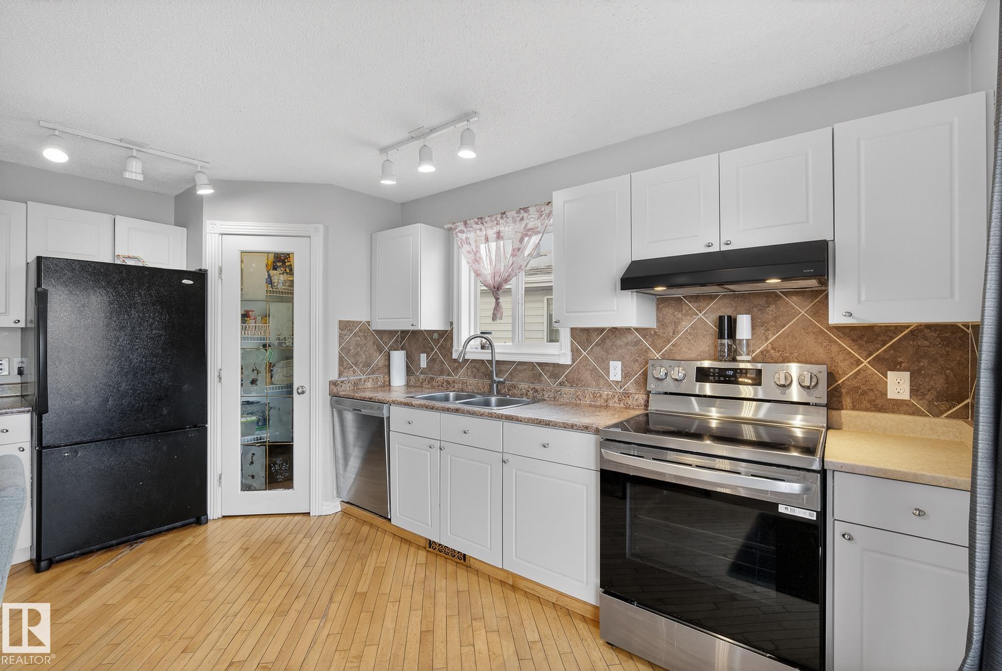 Photo 6 at 14816 47 Street NW, Miller, Edmonton