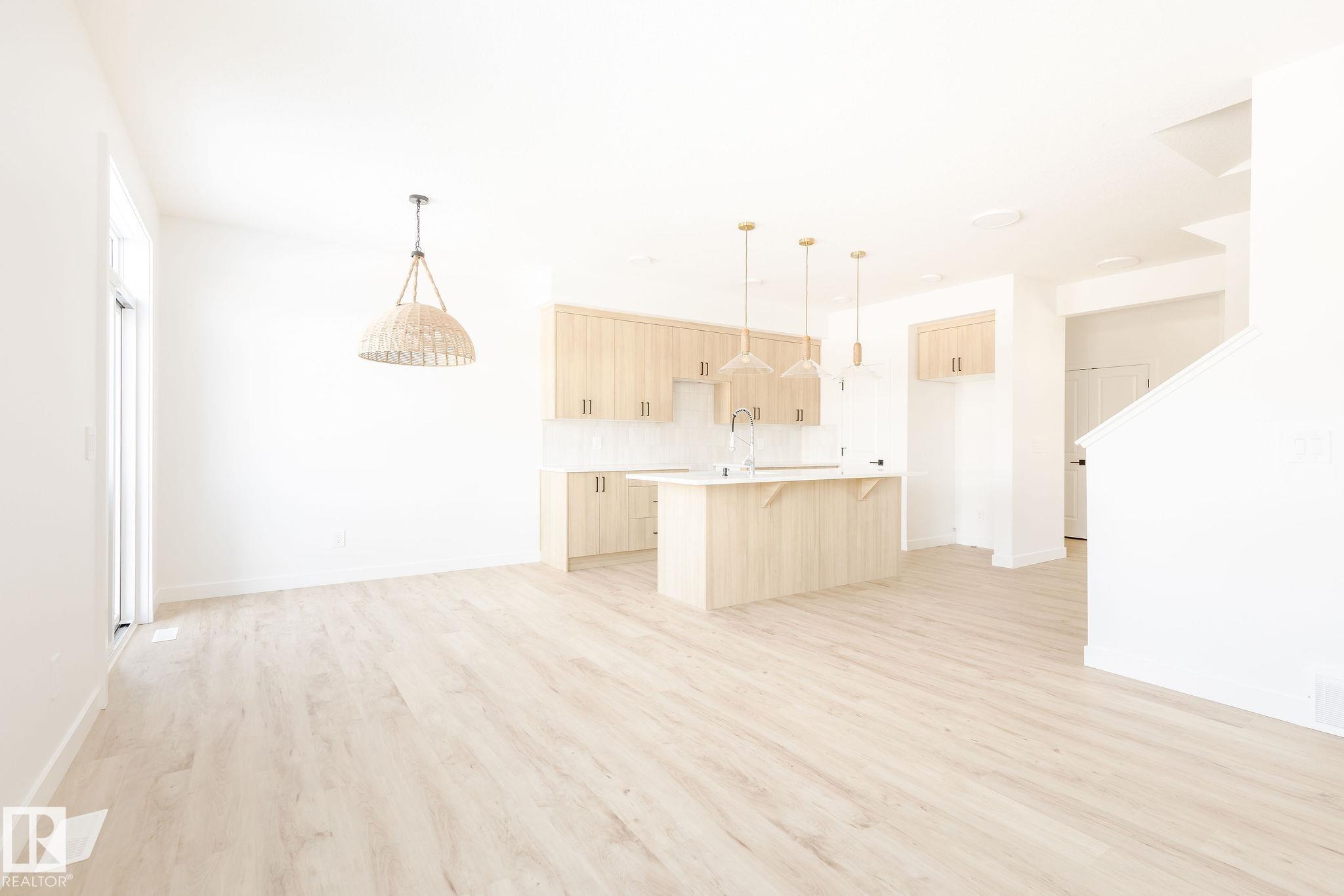 Picture for 2636 62 ST SW