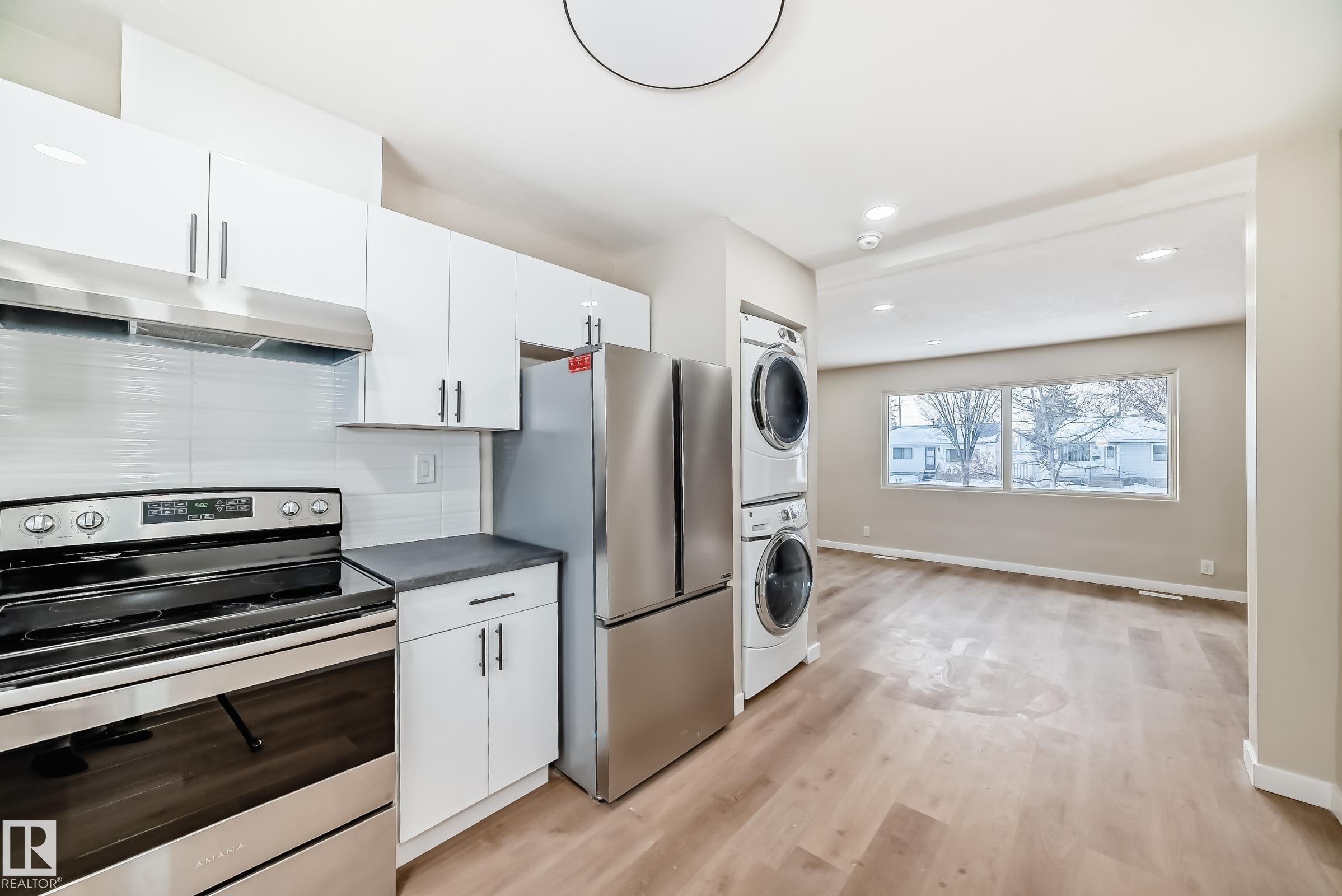 Photo 12 at 12423 141 Street NW, Dovercourt, Edmonton