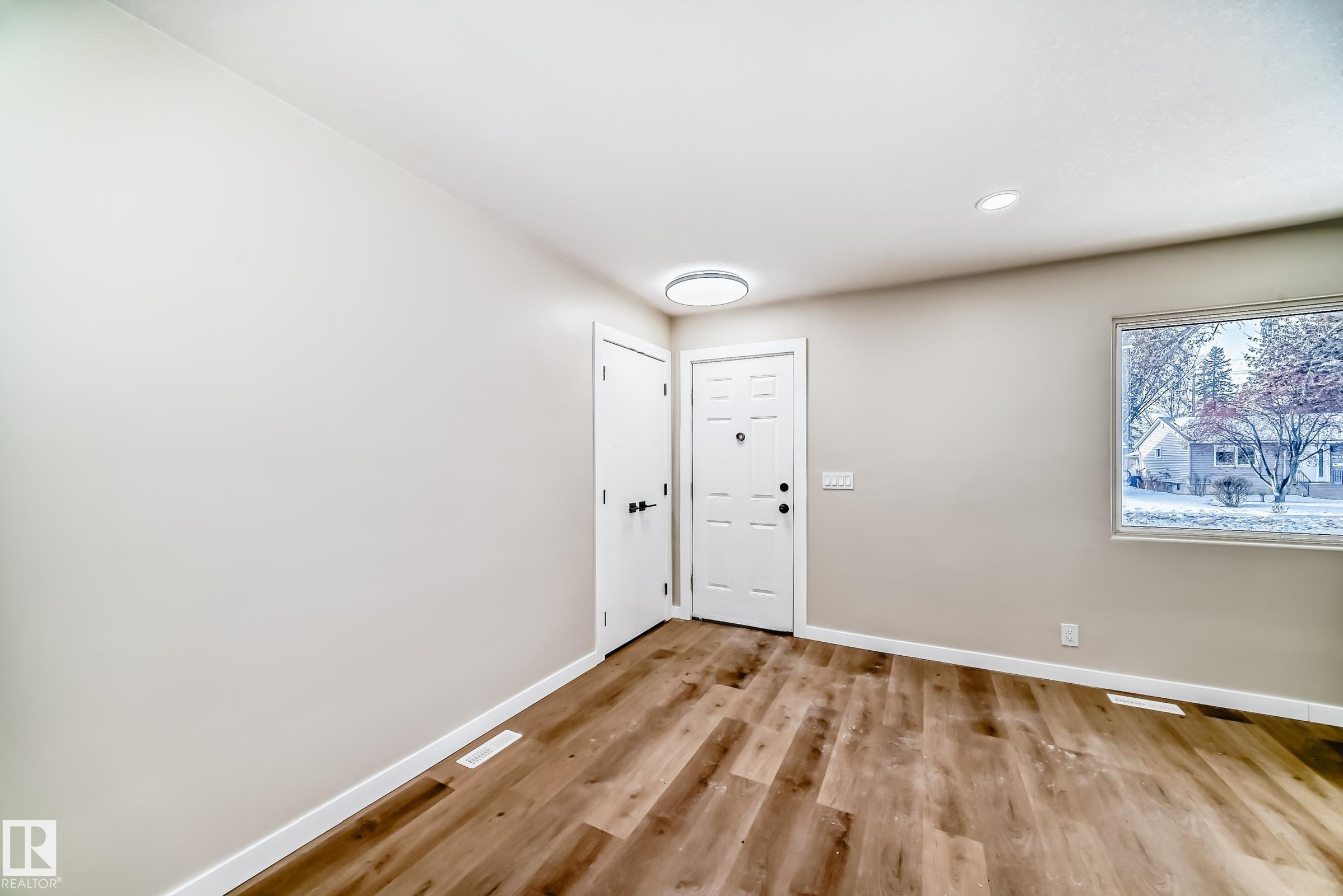 Photo 15 at 12423 141 Street NW, Dovercourt, Edmonton