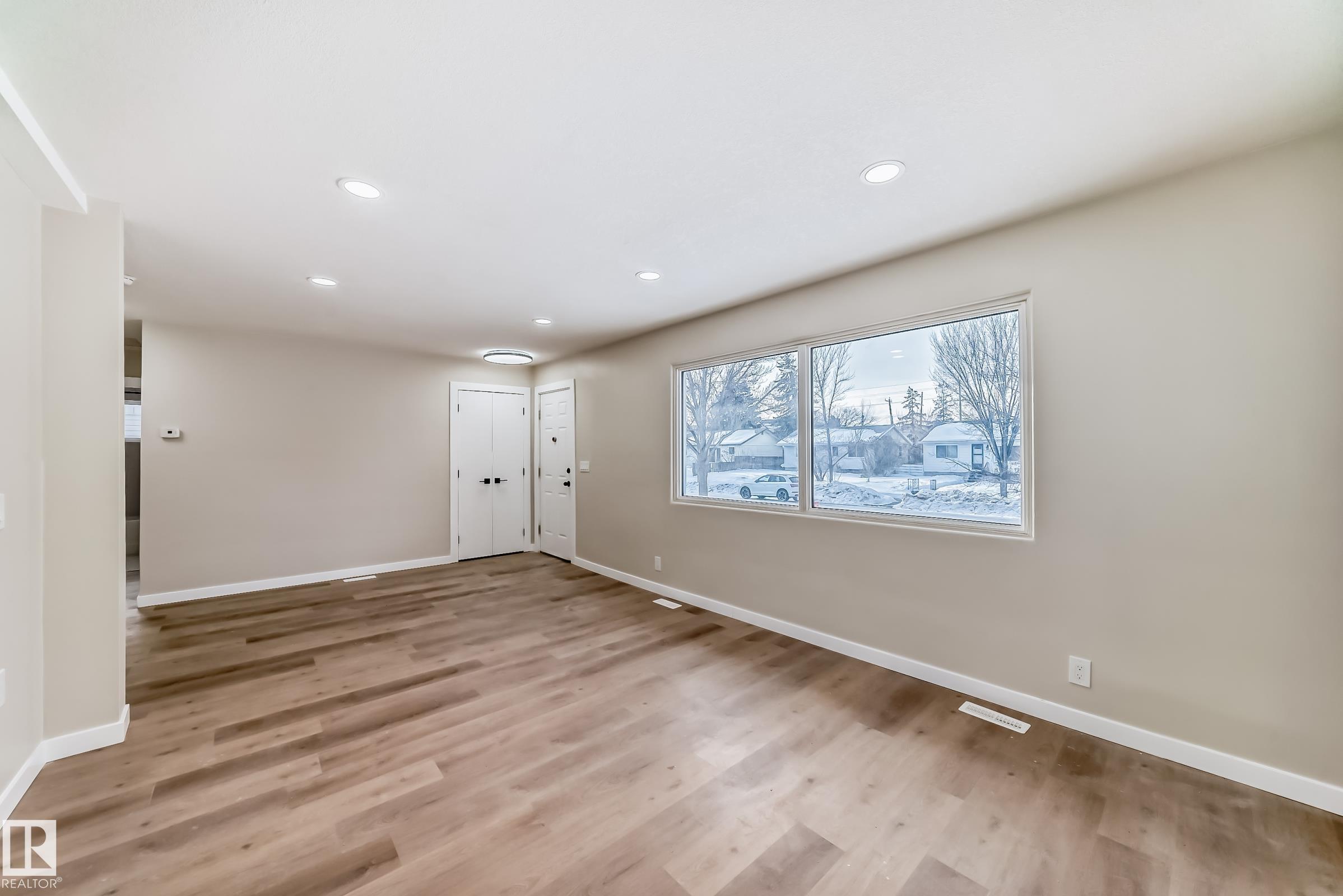 Photo 21 at 12423 141 Street NW, Dovercourt, Edmonton