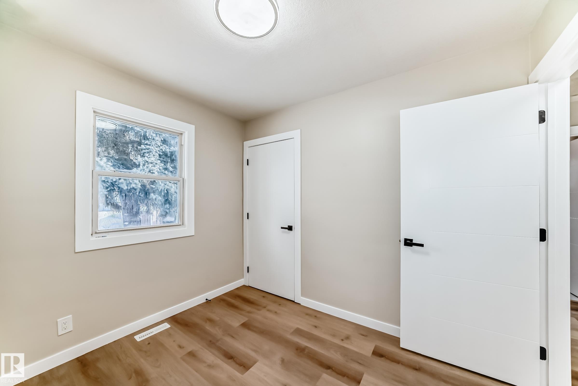 Photo 23 at 12423 141 Street NW, Dovercourt, Edmonton