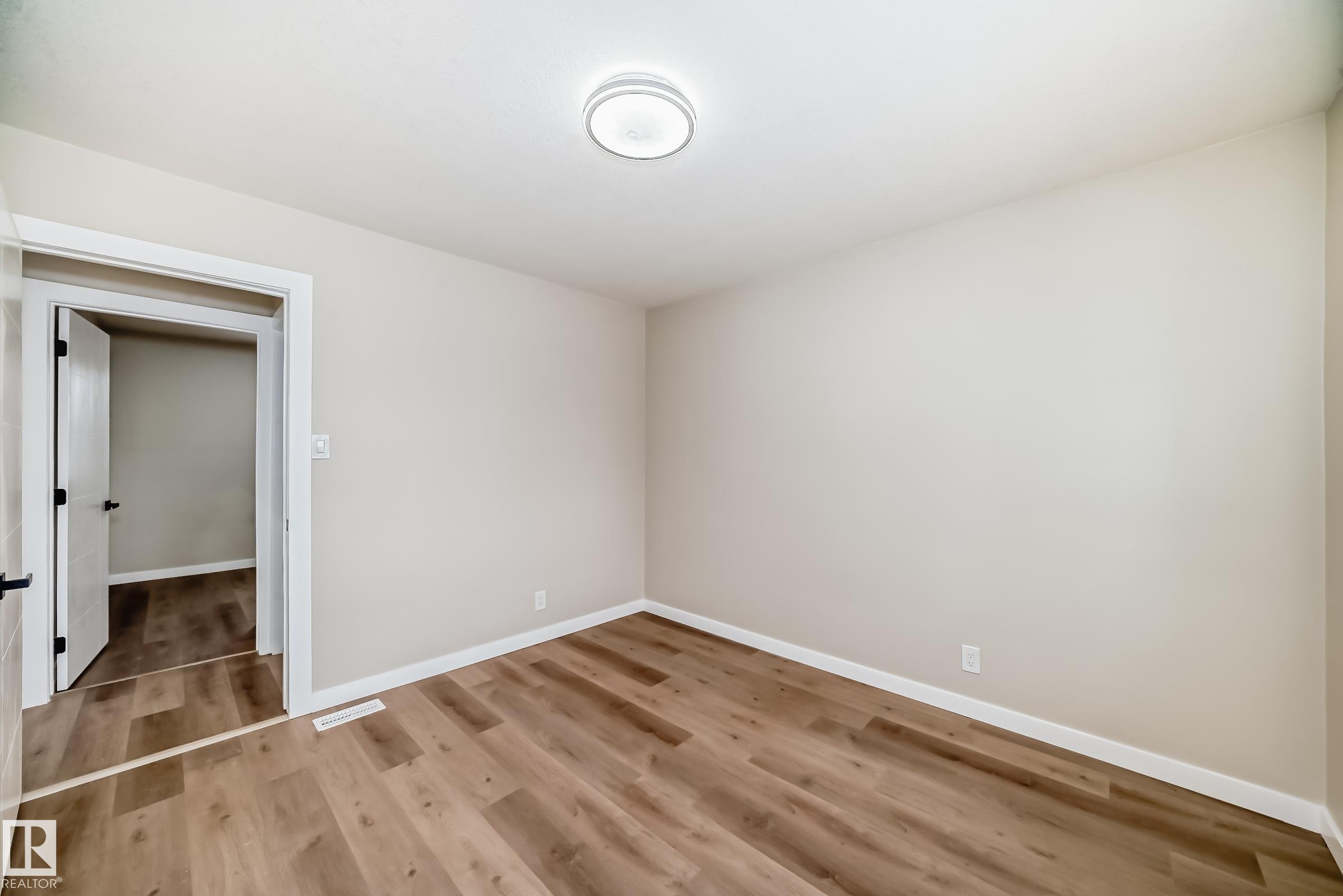 Photo 28 at 12423 141 Street NW, Dovercourt, Edmonton