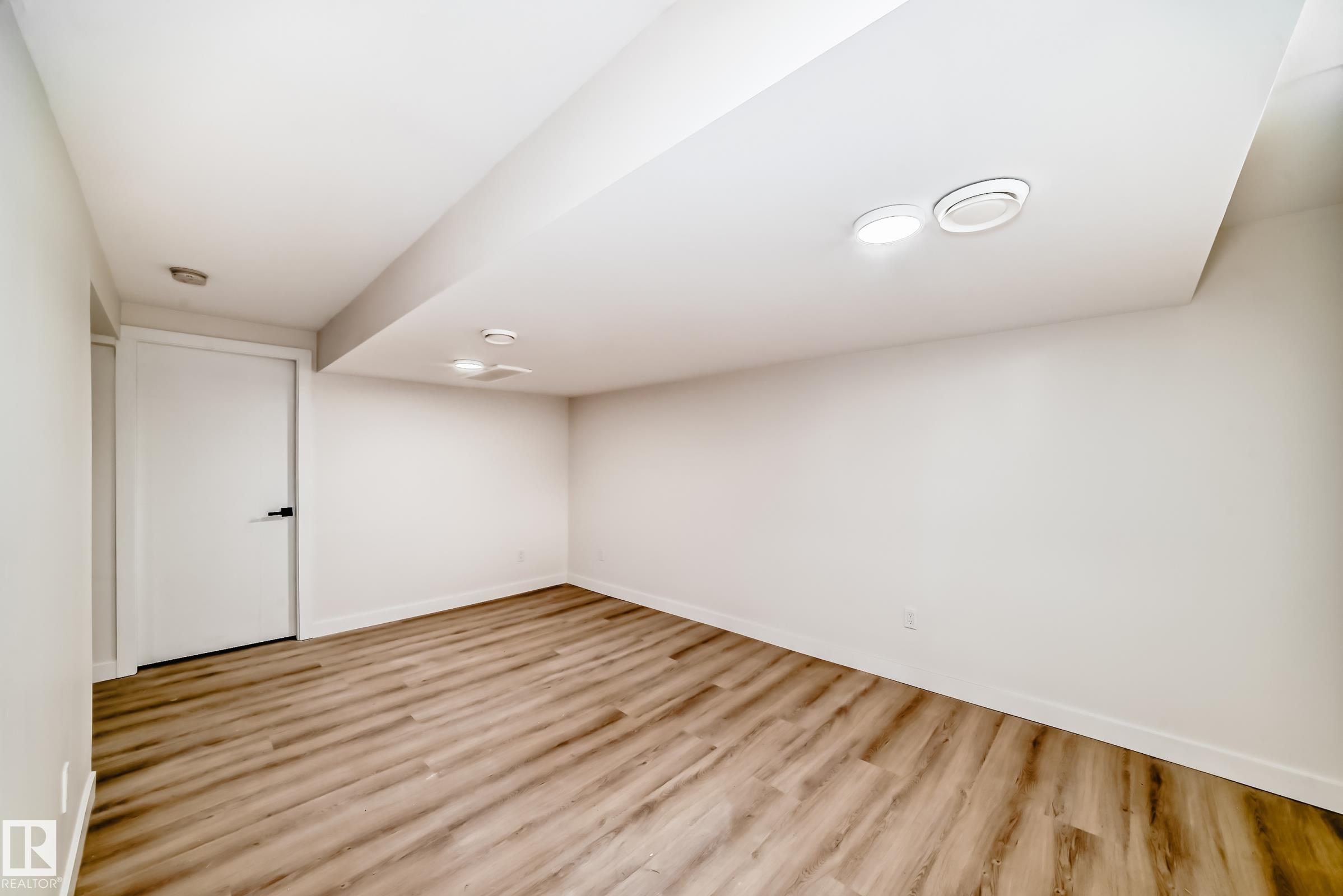 Photo 42 at 12423 141 Street NW, Dovercourt, Edmonton