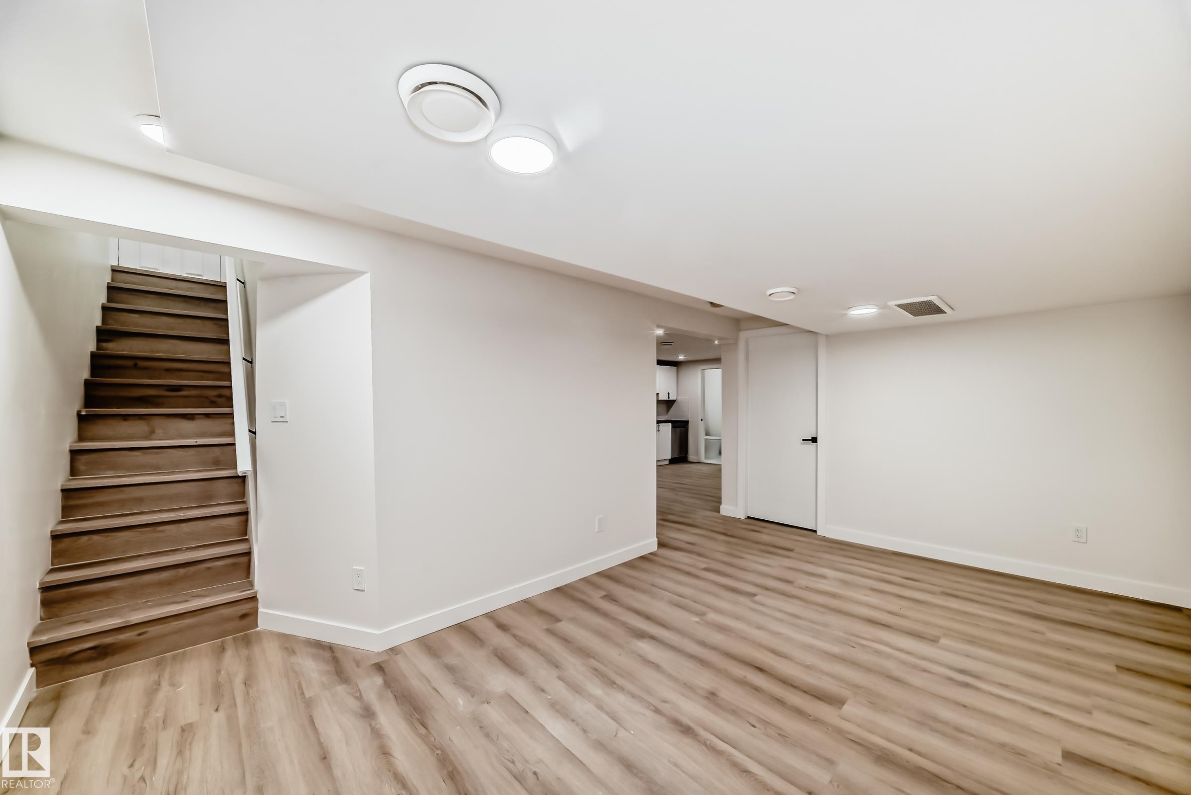 Photo 43 at 12423 141 Street NW, Dovercourt, Edmonton