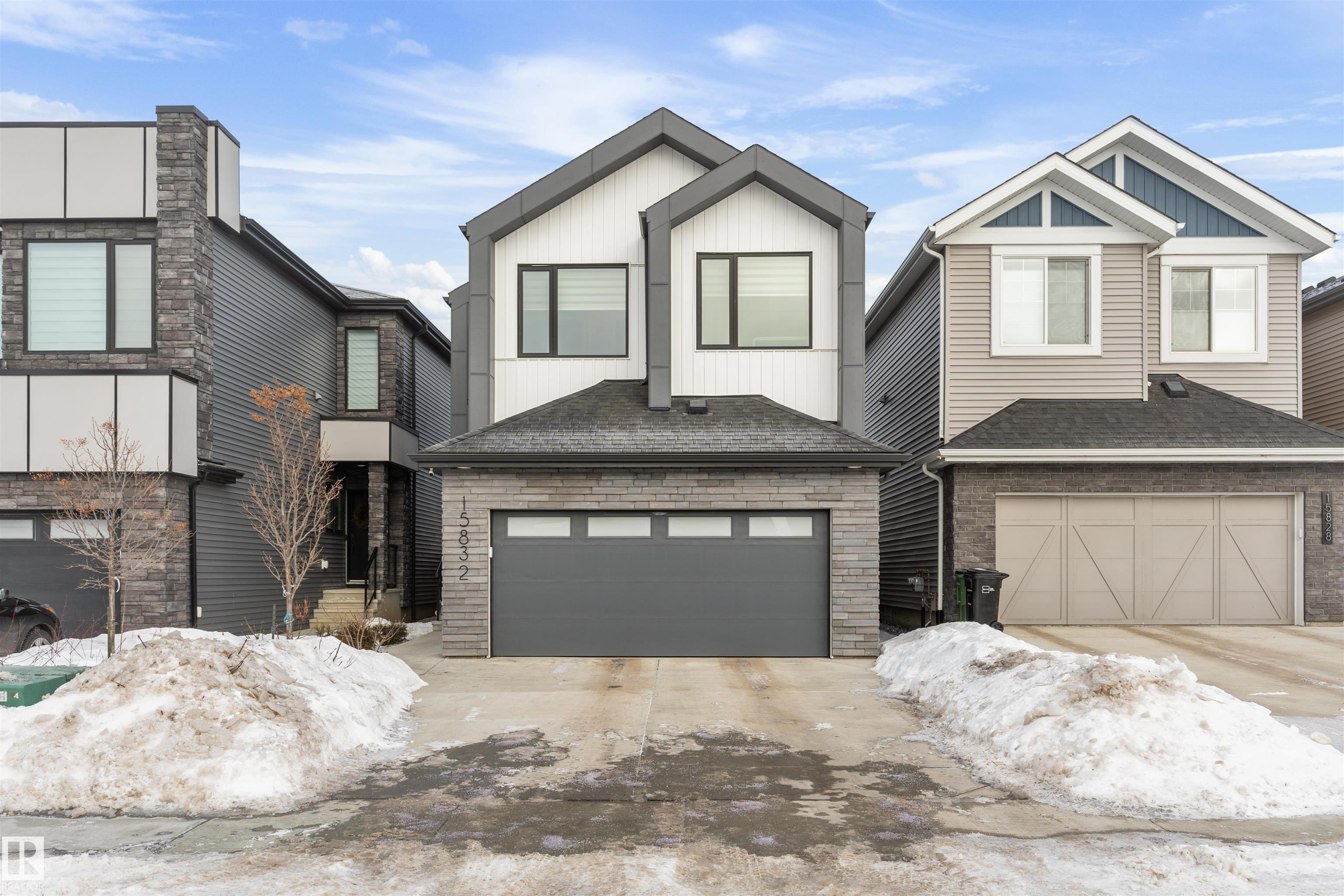 15832 22 Avenue SW, Glenridding Ravine, Edmonton photo number 2