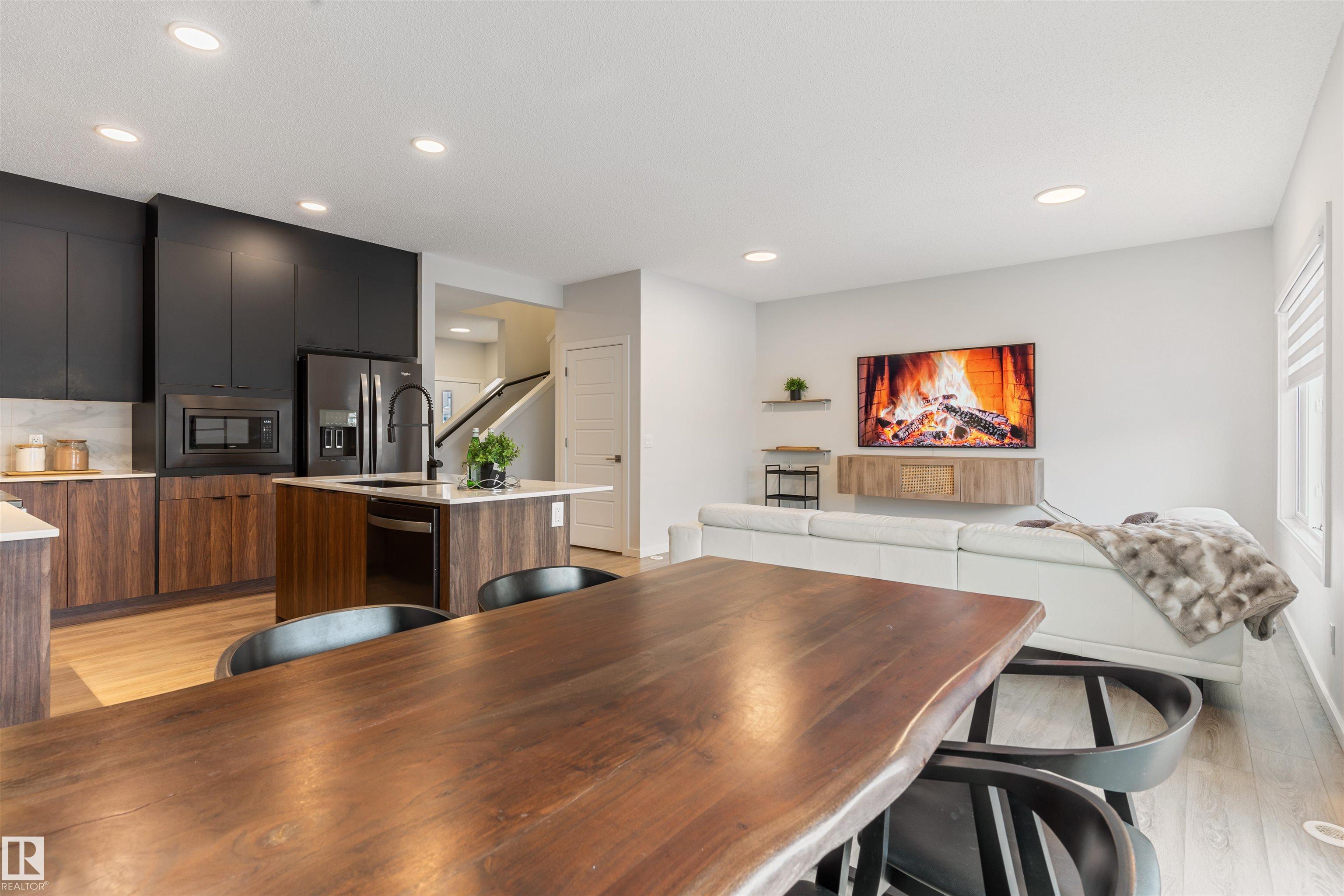 Photo 22 at 15832 22 Avenue SW, Glenridding Ravine, Edmonton