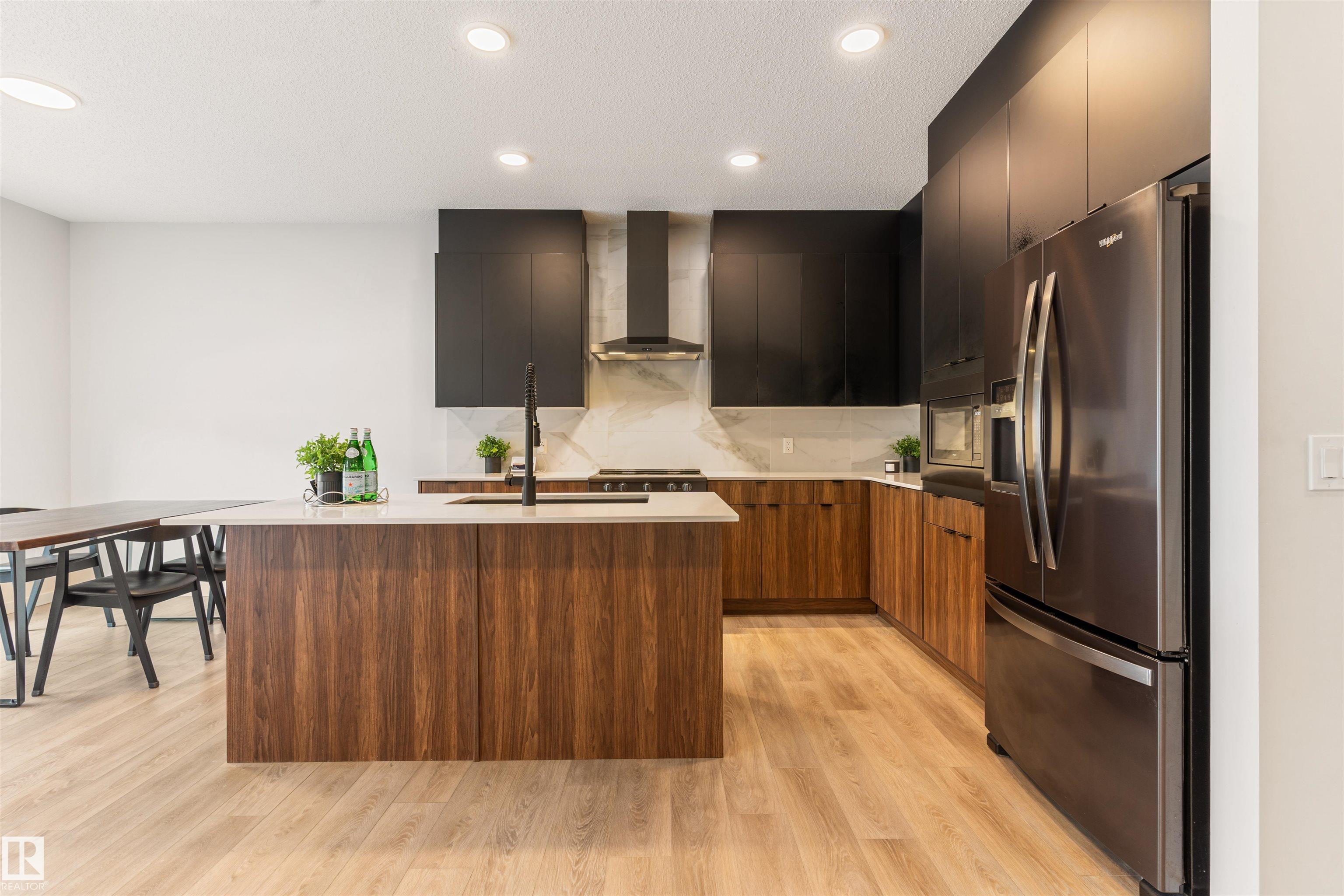 Photo 9 at 15832 22 Avenue SW, Glenridding Ravine, Edmonton