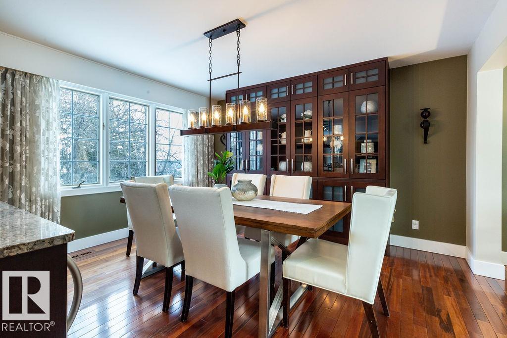 Photo 12 at 104 Quesnell Crescent NW, Quesnell Heights, Edmonton