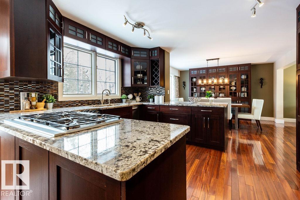 Photo 14 at 104 Quesnell Crescent NW, Quesnell Heights, Edmonton