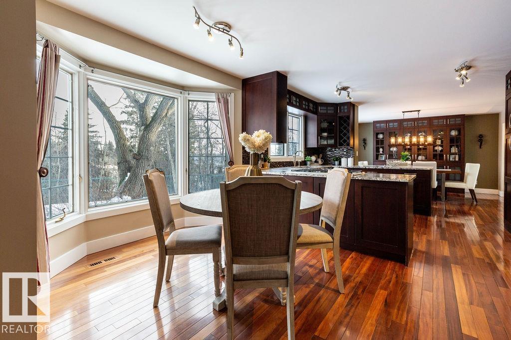 Photo 16 at 104 Quesnell Crescent NW, Quesnell Heights, Edmonton