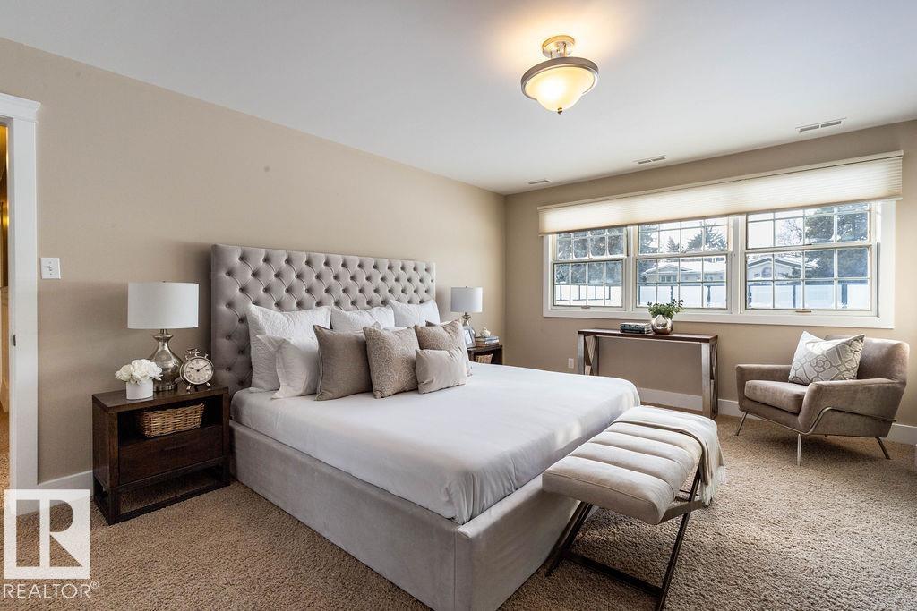 Photo 27 at 104 Quesnell Crescent NW, Quesnell Heights, Edmonton