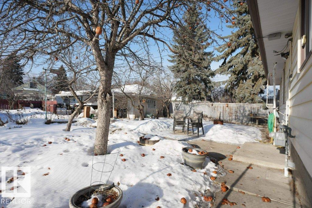 Photo 18 at 11720 135a Street NW, Woodcroft, Edmonton