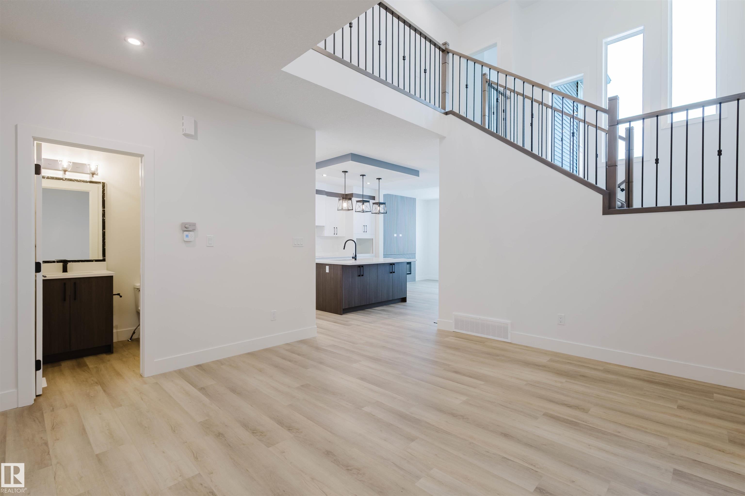 Photo 13 at 234 Edgemont Green green NW, Edgemont, Edmonton