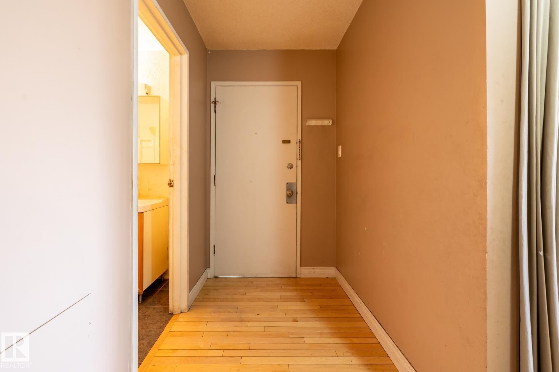 Photo 3 at 301 - 10035 164 Street NW, Glenwood, Edmonton