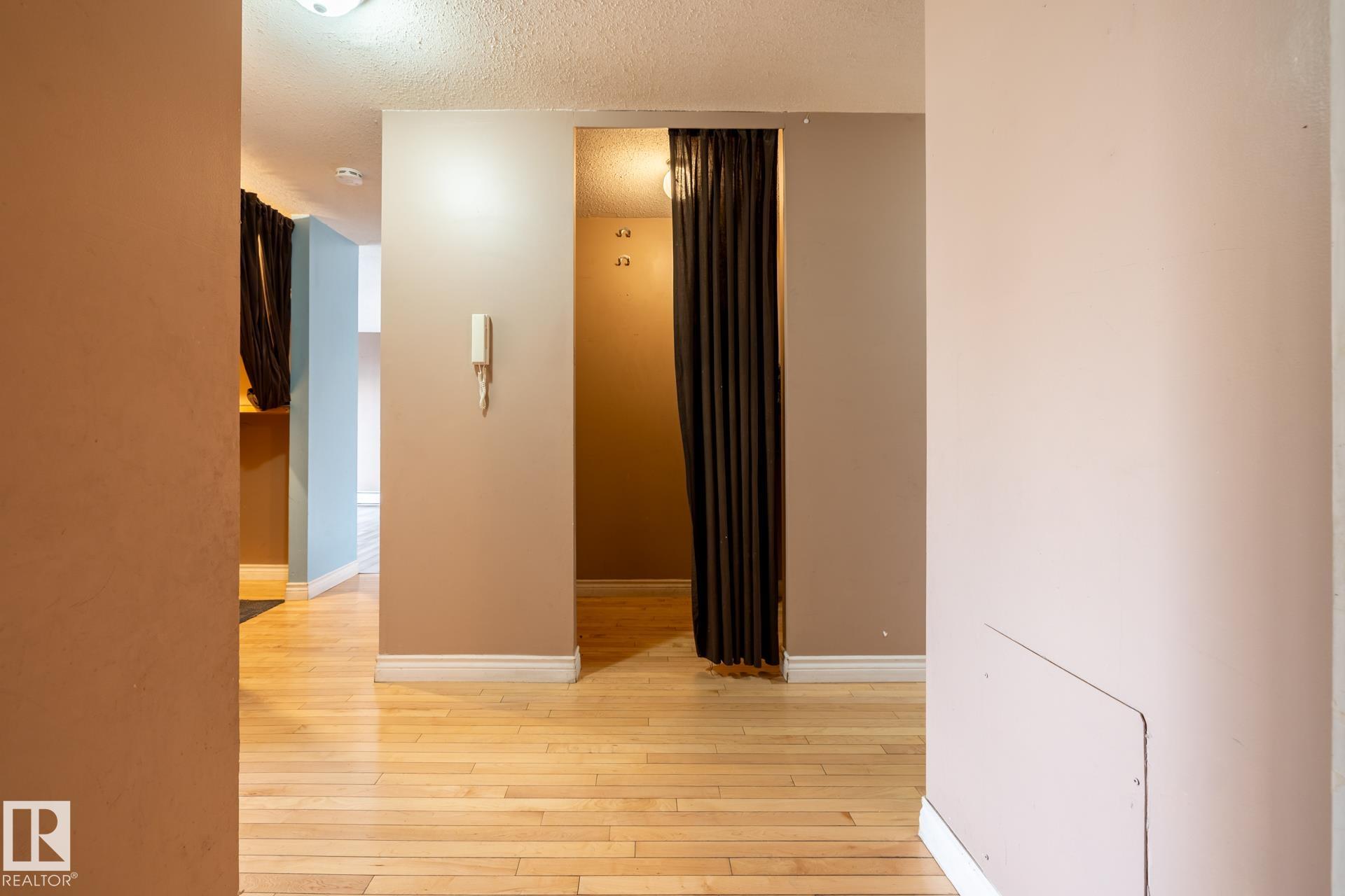 Photo 5 at 301 - 10035 164 Street NW, Glenwood, Edmonton