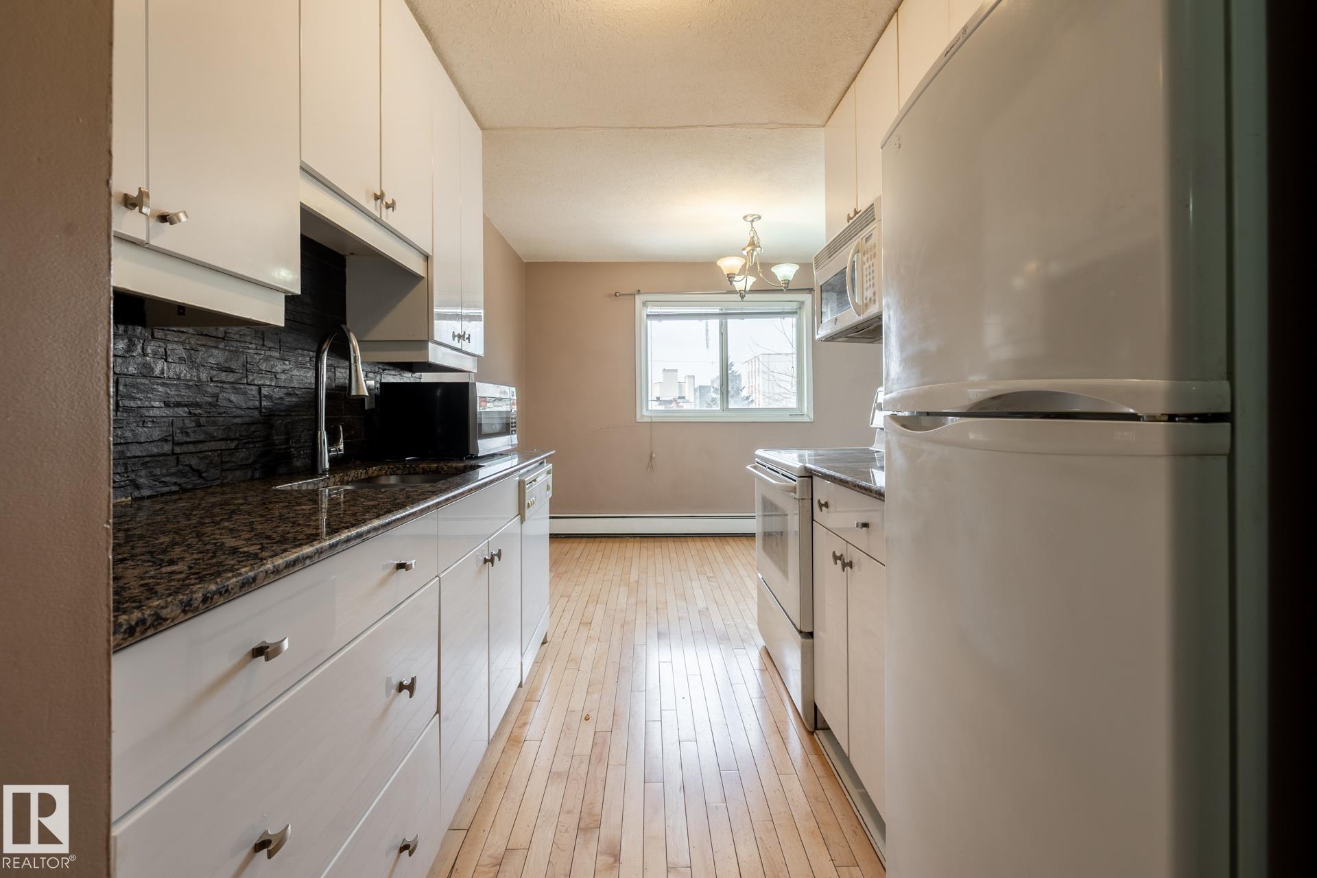 Photo 7 at 301 - 10035 164 Street NW, Glenwood, Edmonton