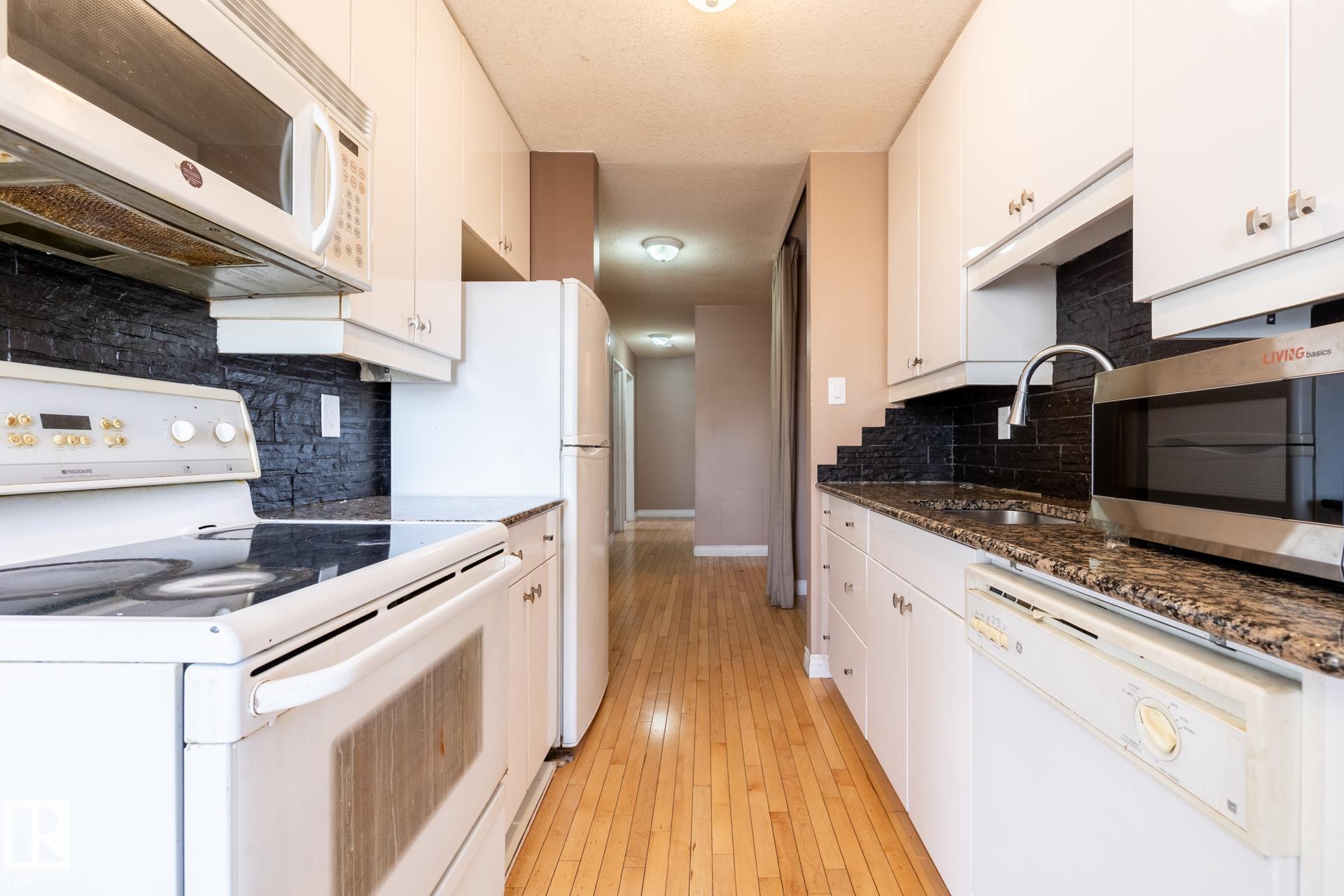 Photo 8 at 301 - 10035 164 Street NW, Glenwood, Edmonton