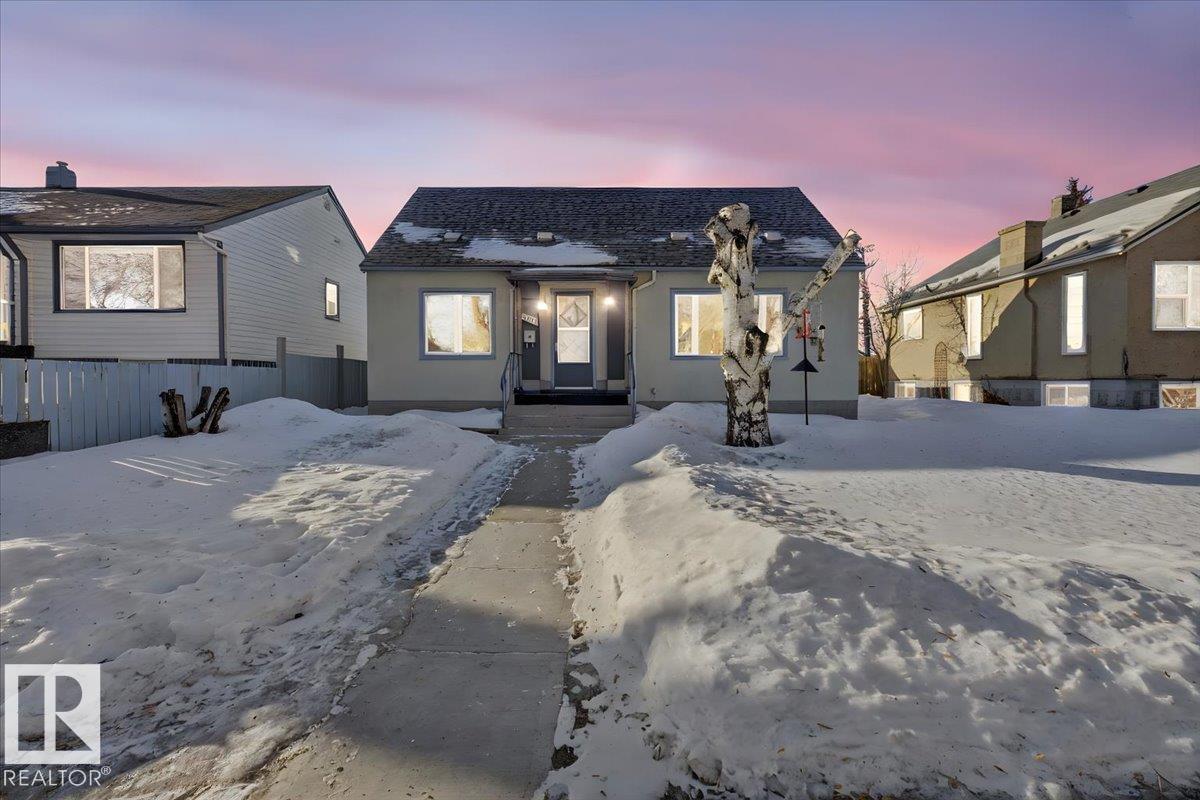 Photo 2 at 11630 71 Street NW, Bellevue, Edmonton