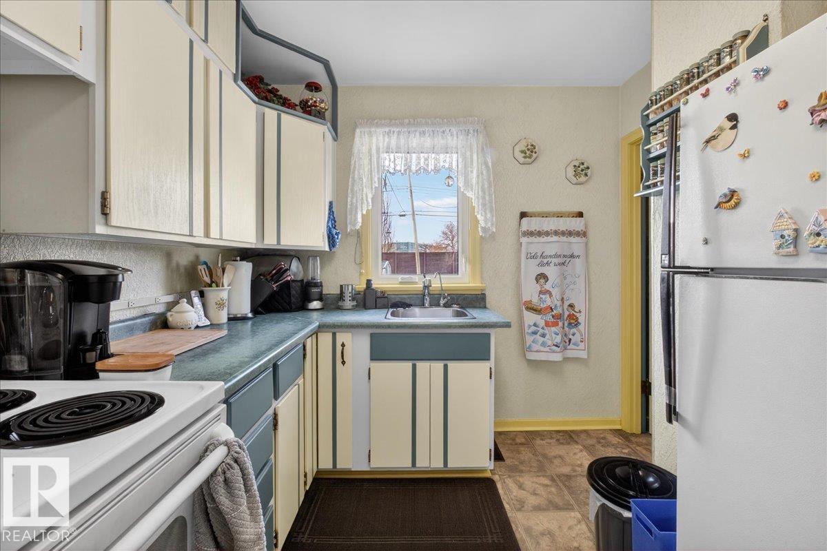 Photo 15 at 11630 71 Street NW, Bellevue, Edmonton