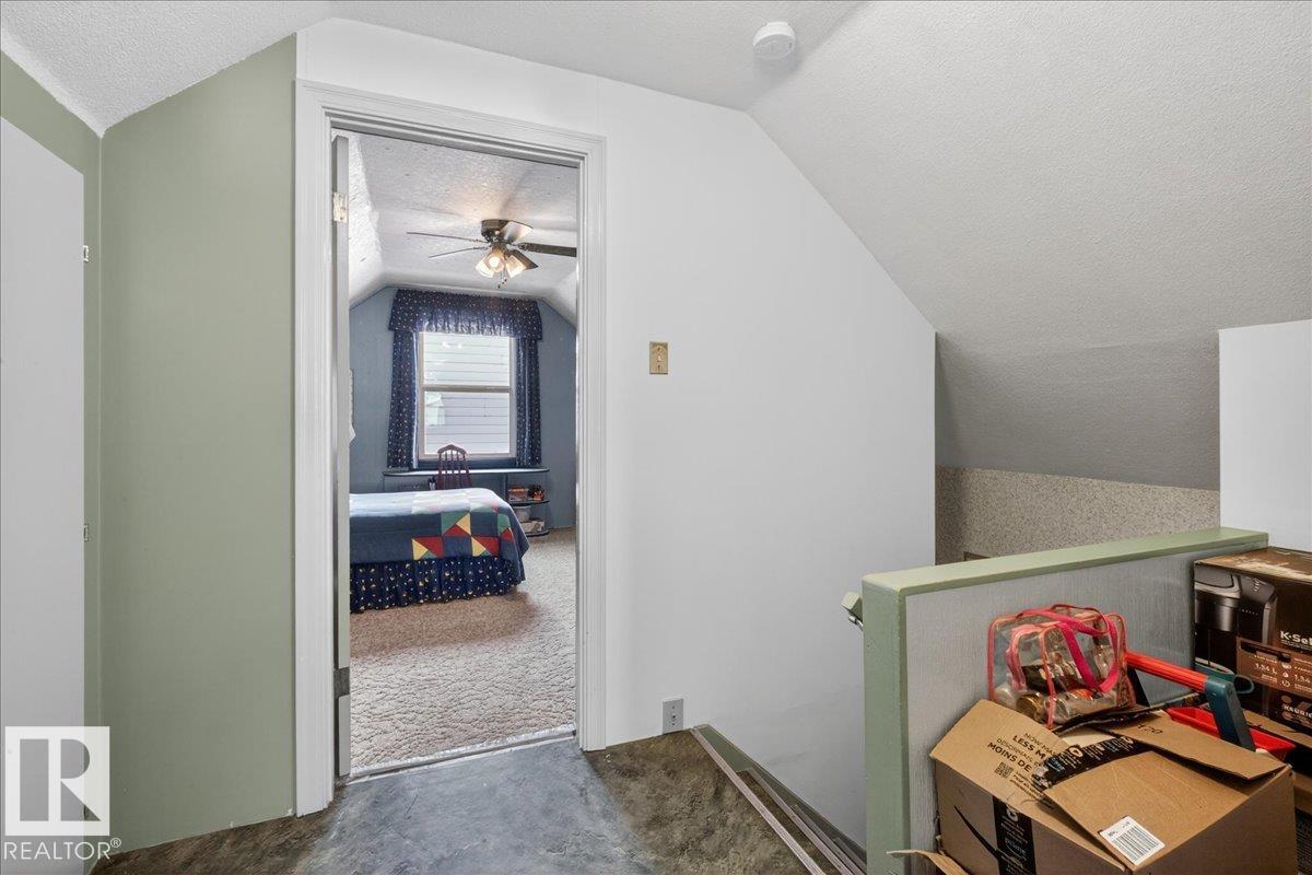 Photo 26 at 11630 71 Street NW, Bellevue, Edmonton