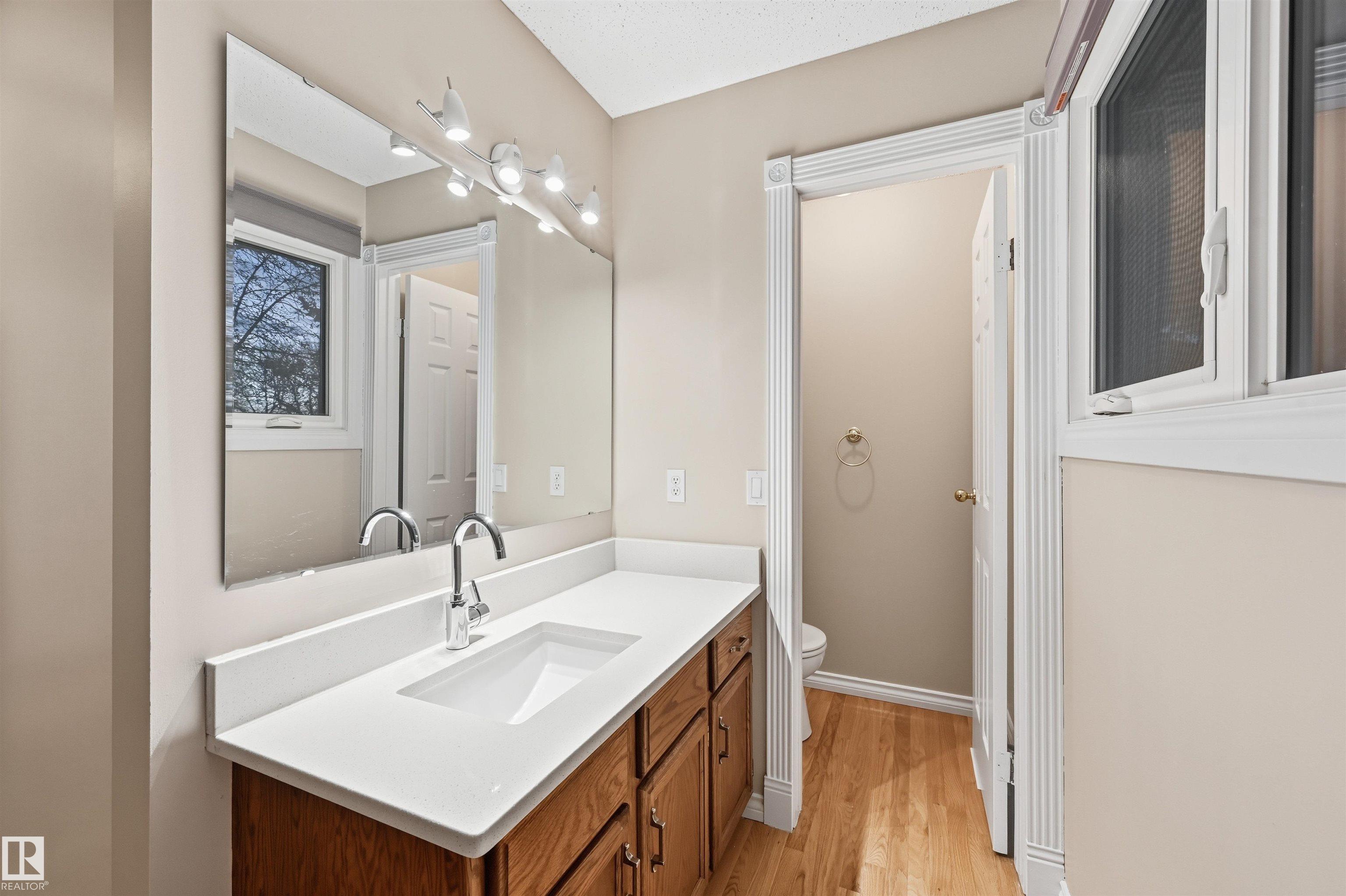 Photo 23 at 16803 93 Street NW, Lago Lindo, Edmonton