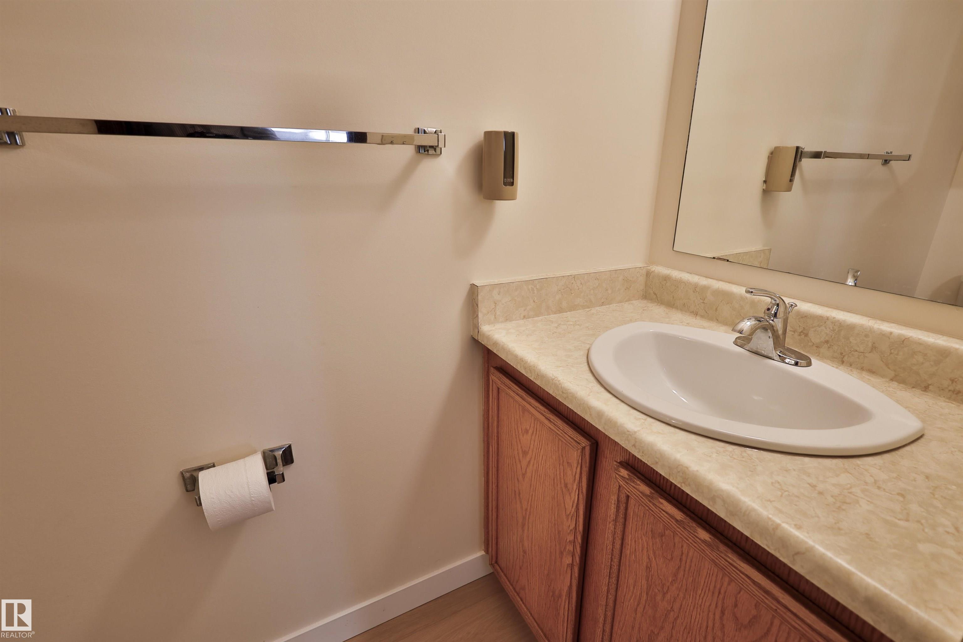 Photo 12 at 51 - 10453 20 Avenue NW, Keheewin, Edmonton