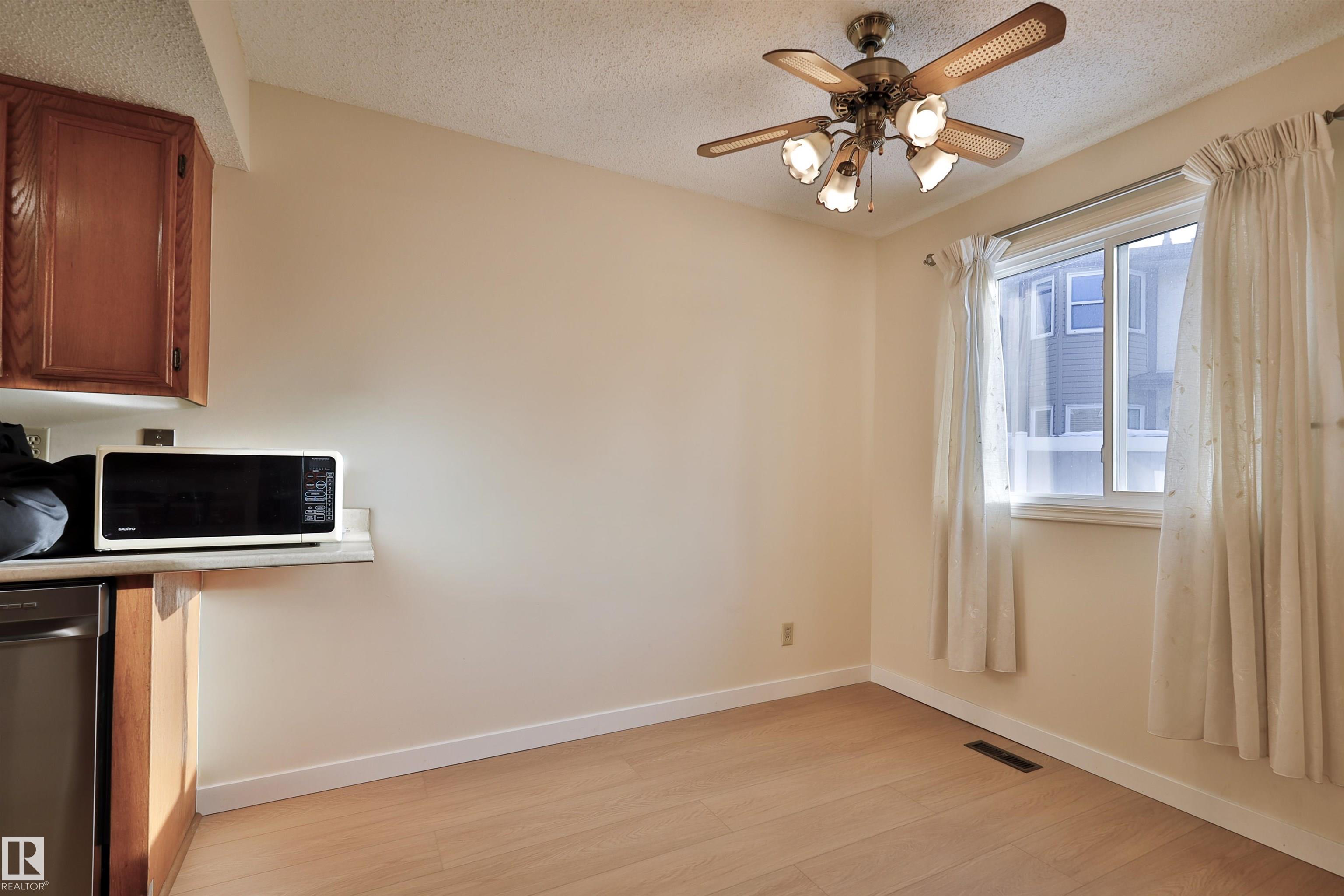 Photo 17 at 51 - 10453 20 Avenue NW, Keheewin, Edmonton