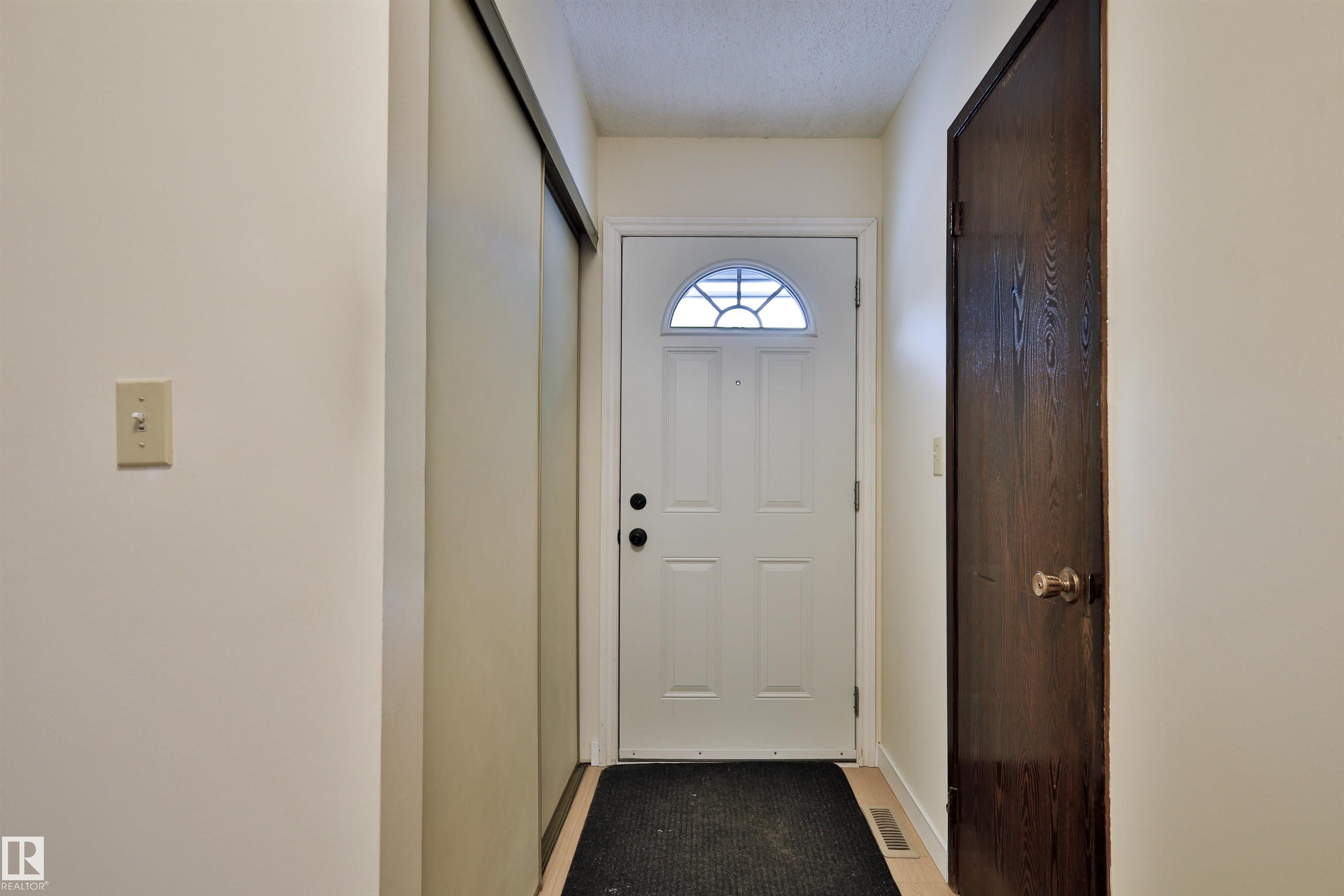 Photo 4 at 51 - 10453 20 Avenue NW, Keheewin, Edmonton